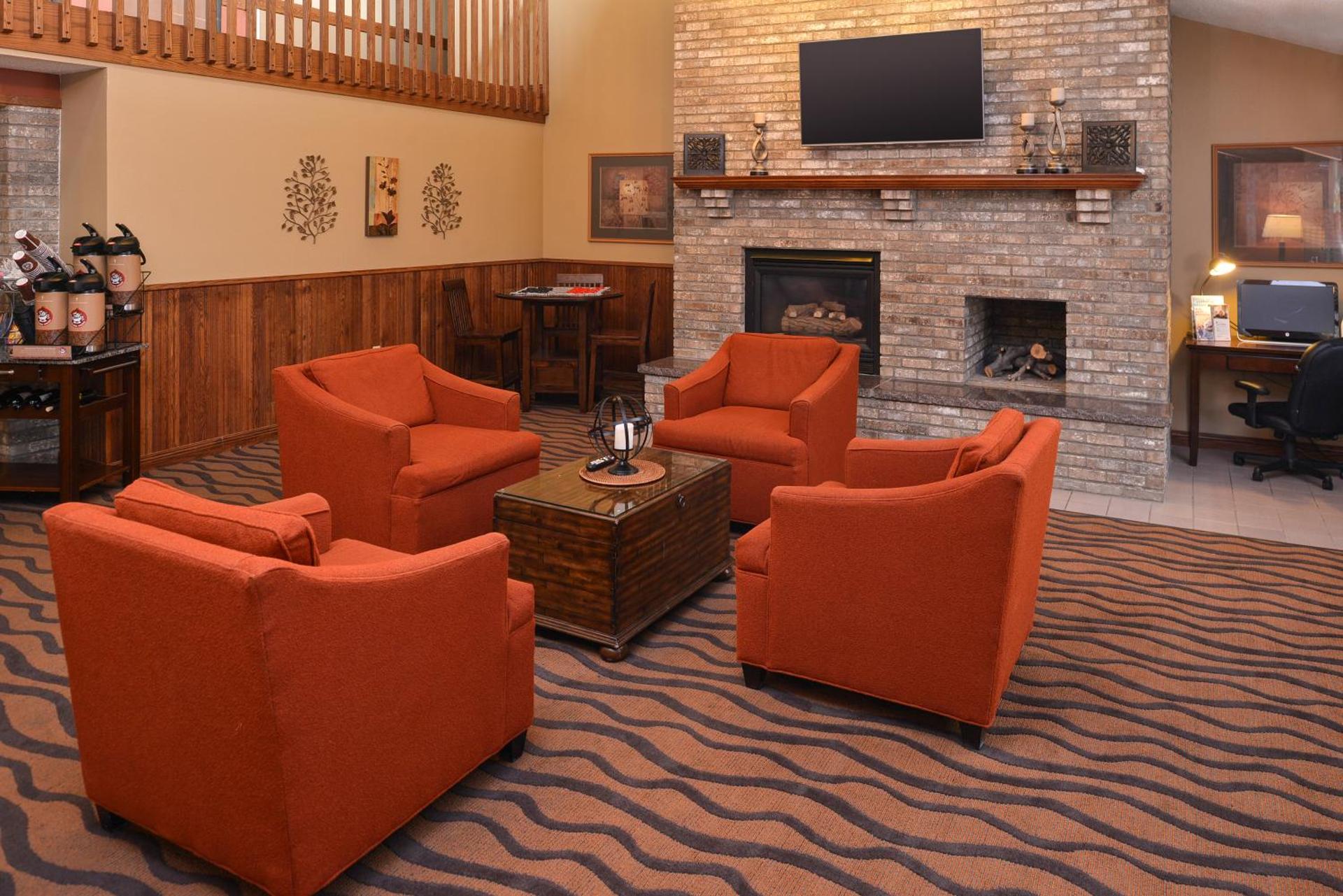 Communal lounge/ TV room