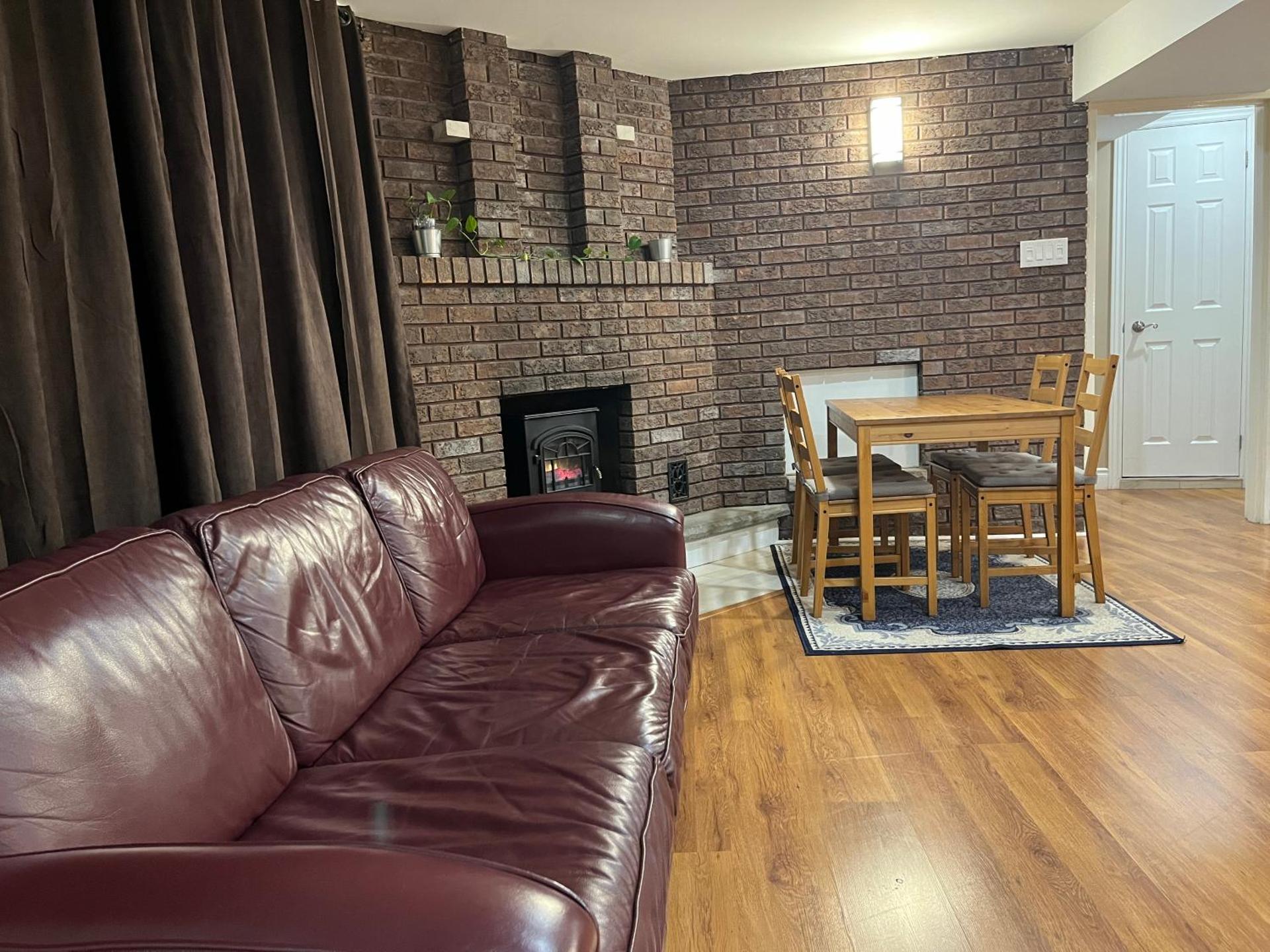 Entire Basement Apartment in Mississauga, Etobicoke