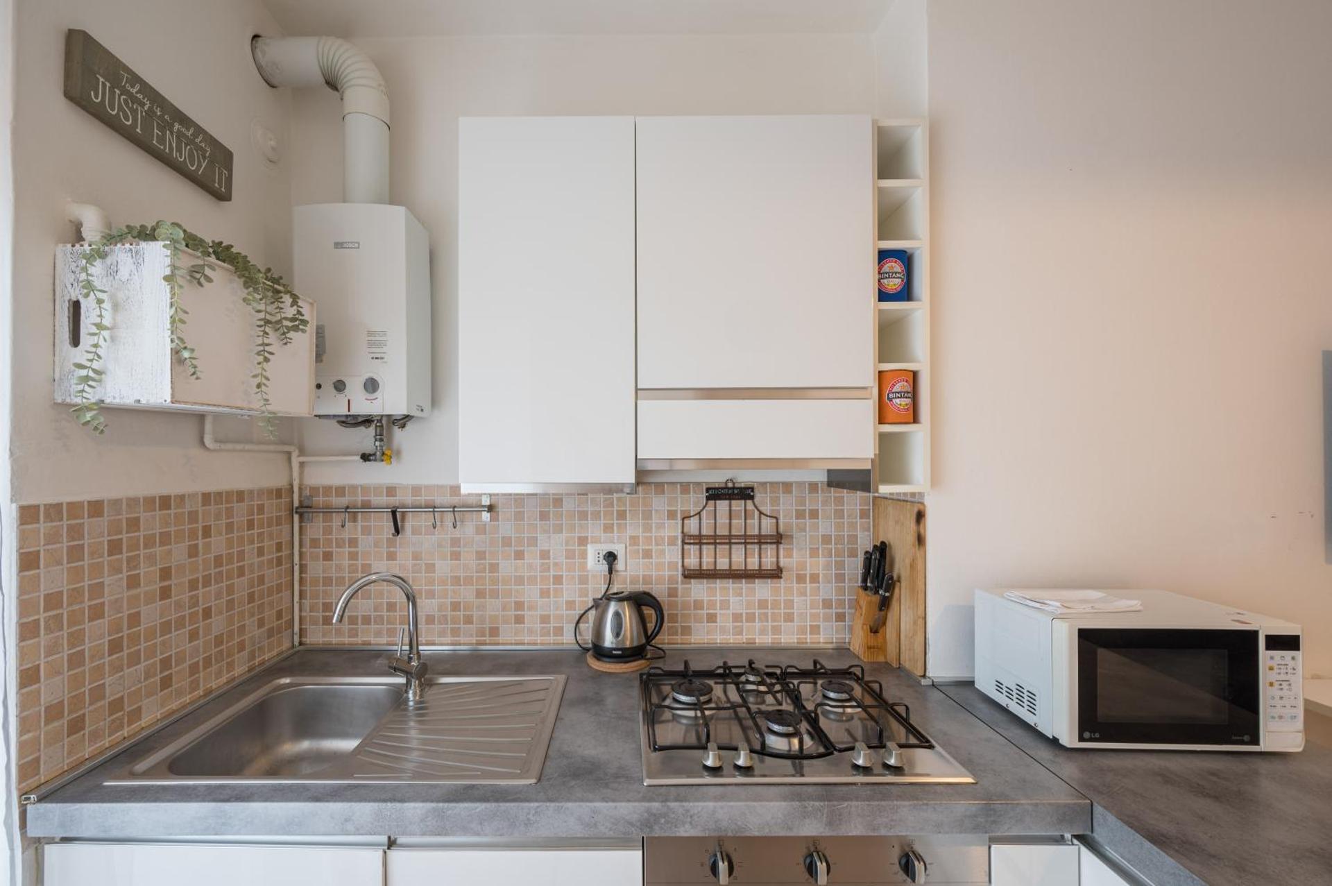 Kitchen or kitchenette