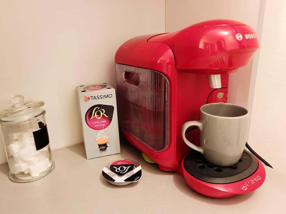 F1 équipé avec ascenseur, parking et près des transports