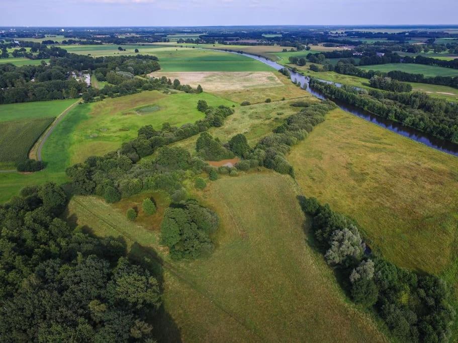 Saevis tranquillus in undis in de IJsvogel