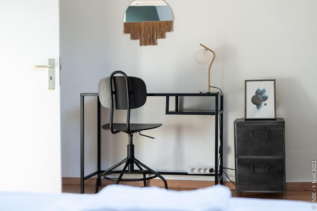 At the water's edge, warmthy Dinant - Small price