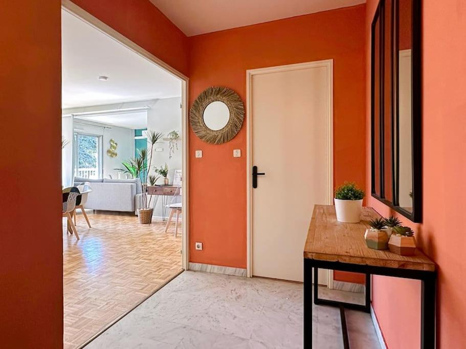 LOASIS -T4 Garage Clim Terrasse WIFI Centre-Ville