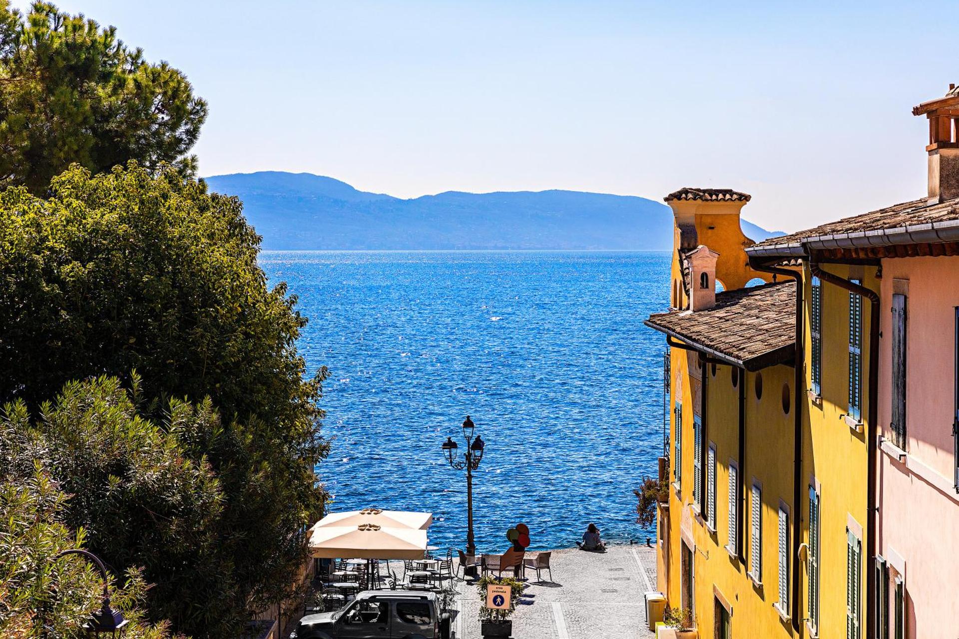 Gemhouse Turchese garda lake