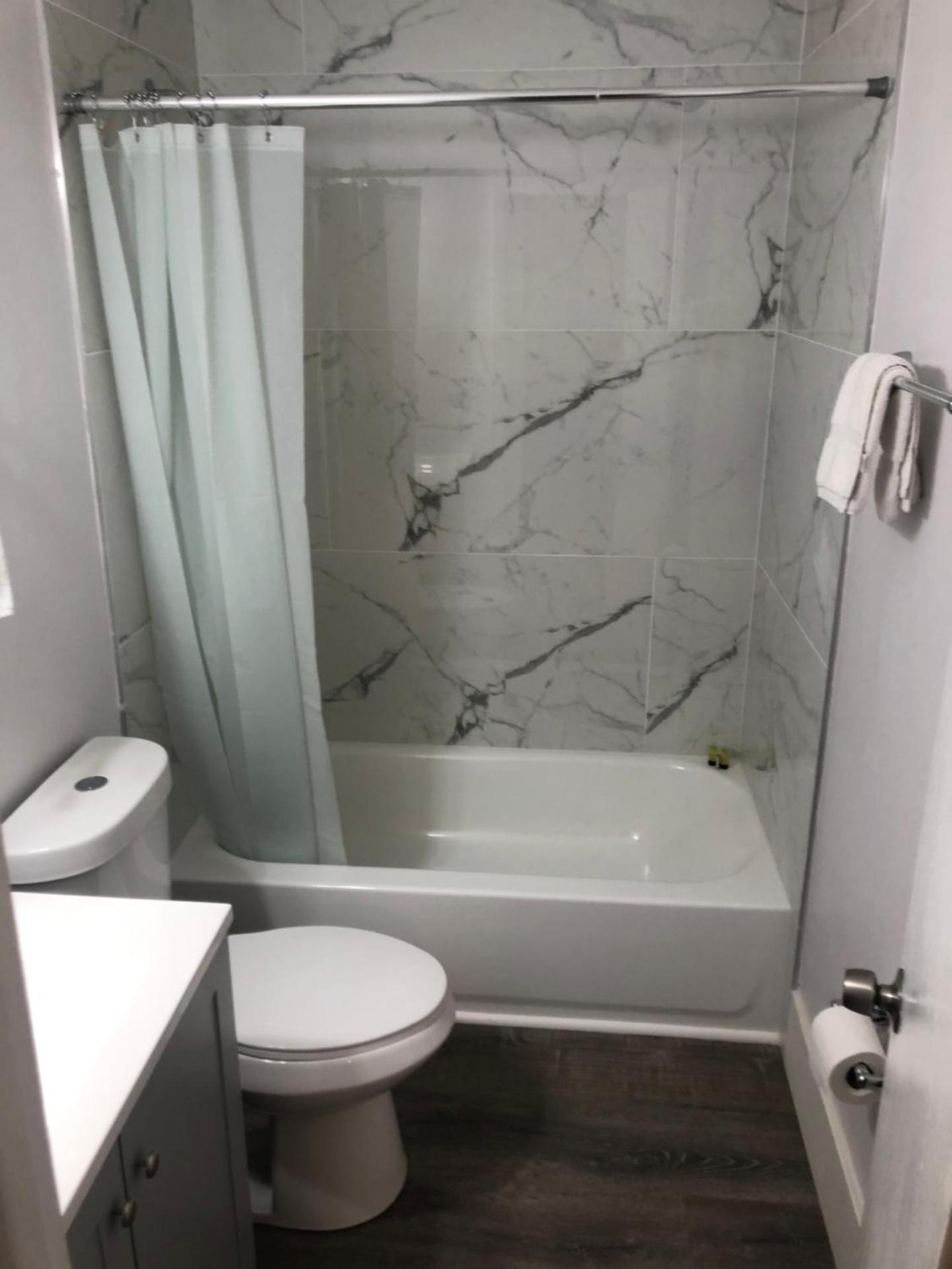 City First Story Apartments & Cottage