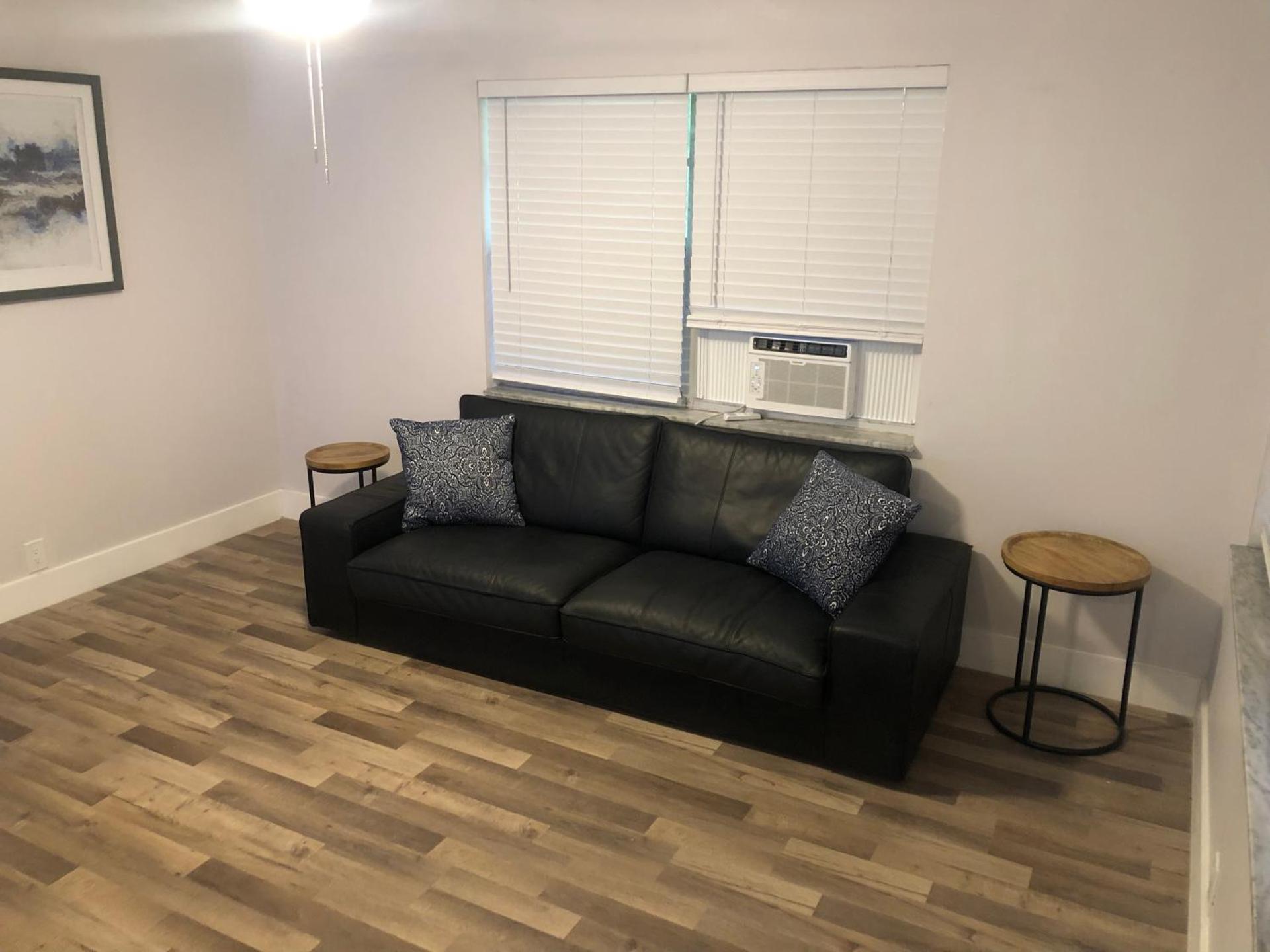 City First Story Apartments & Cottage