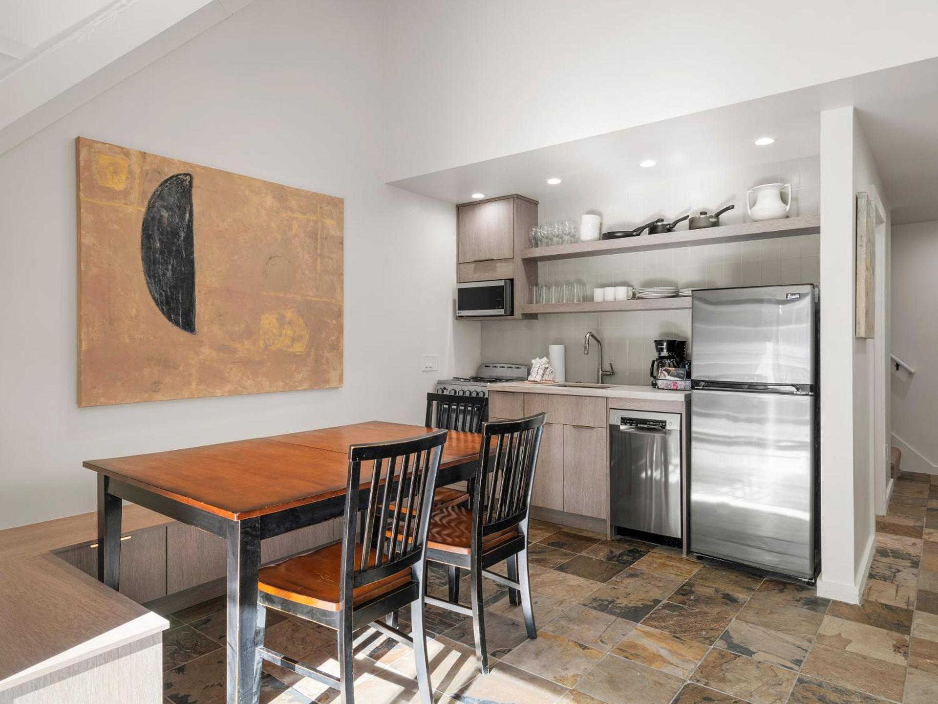 Kitchen or kitchenette