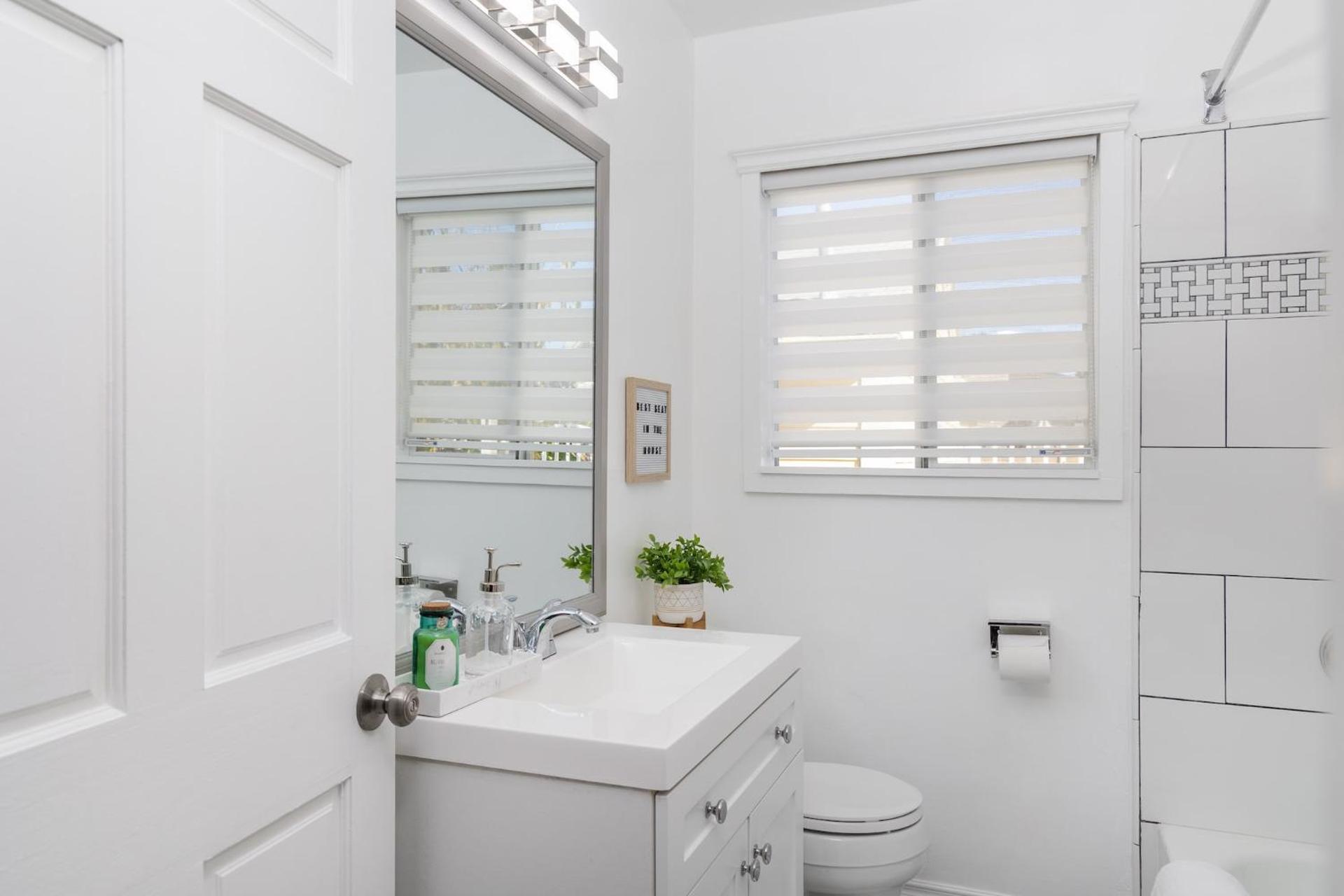 3 Bedroom House - Fire Pit Table BBQ - 10 Guests