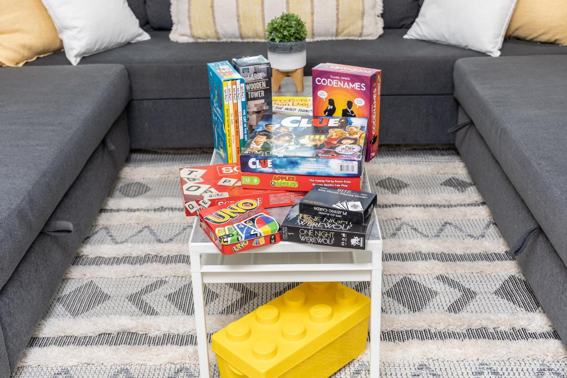 3 Bedroom House - Fire Pit Table BBQ - 10 Guests