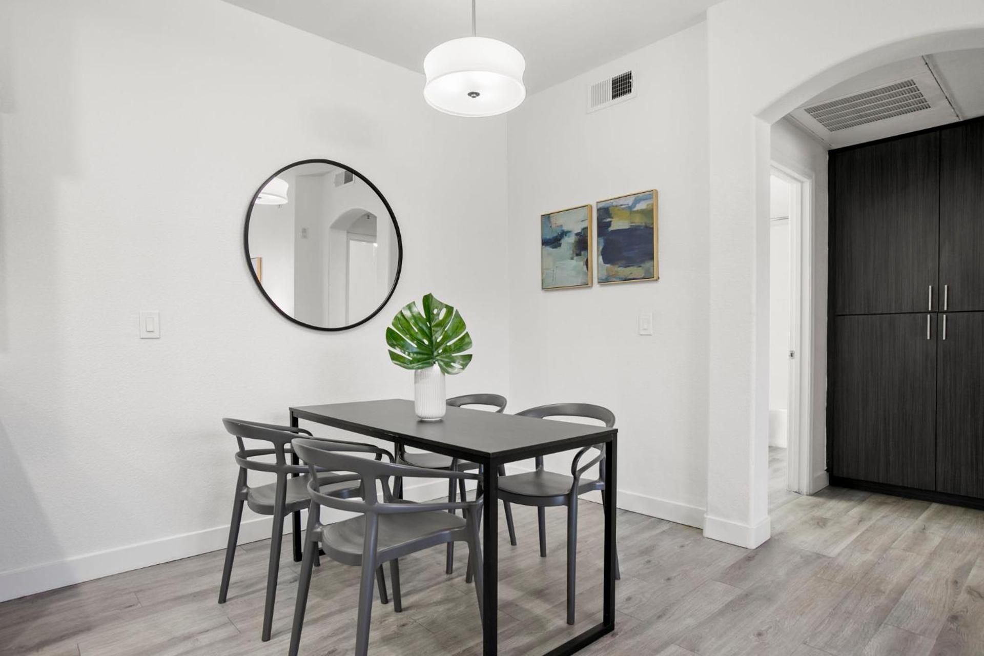 CozySuites Glendale by the stadium with pool 12