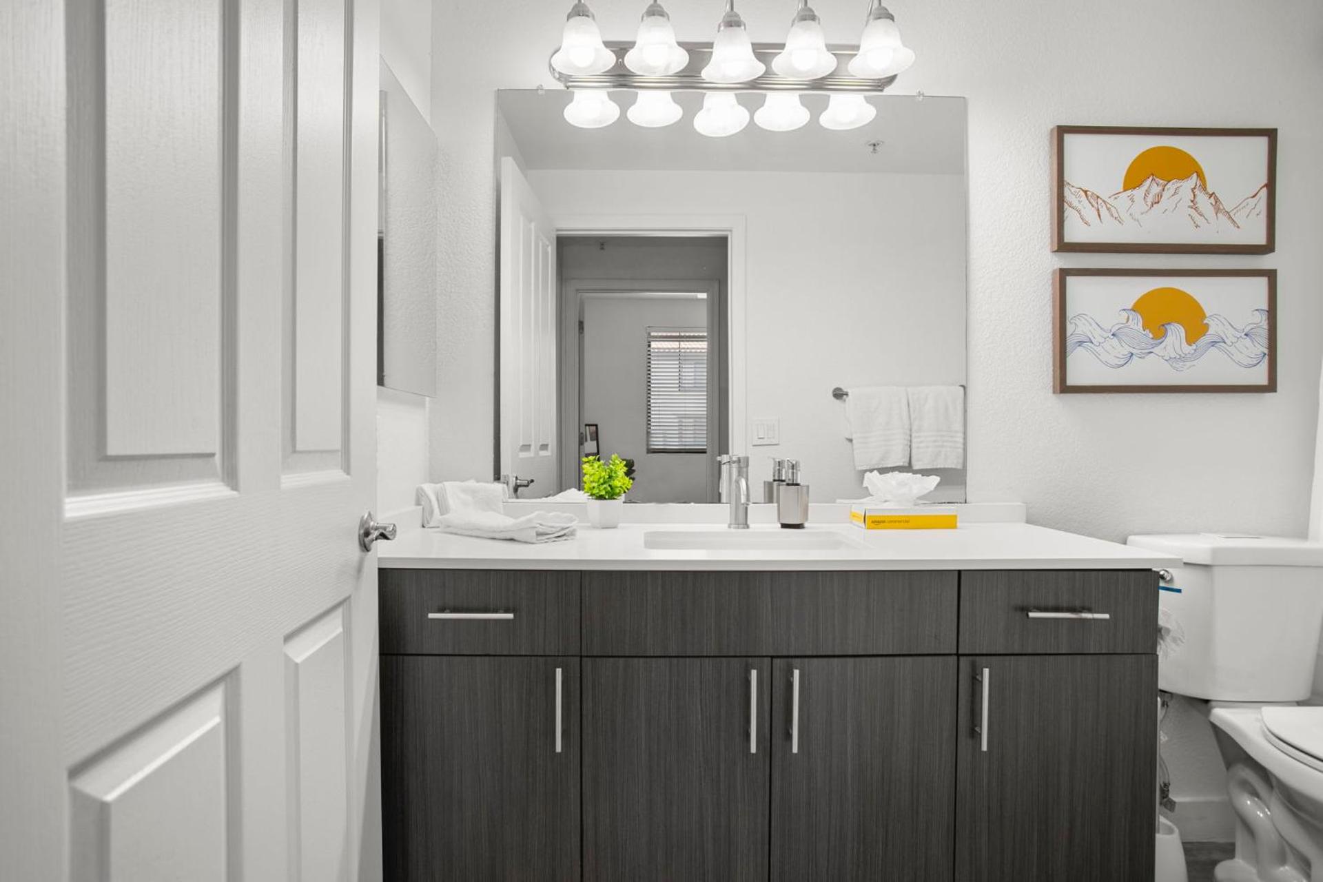 CozySuites Glendale by the stadium with pool 12