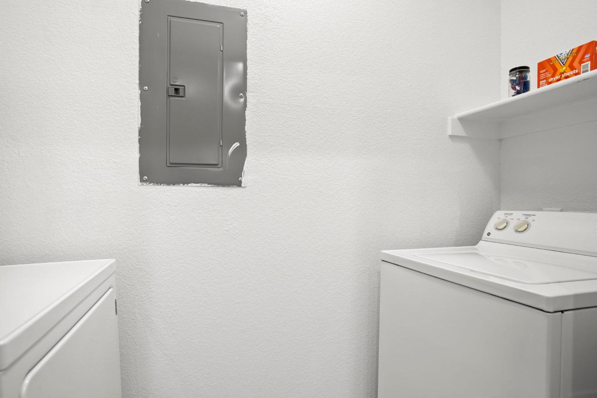 CozySuites Glendale by the stadium with pool 12