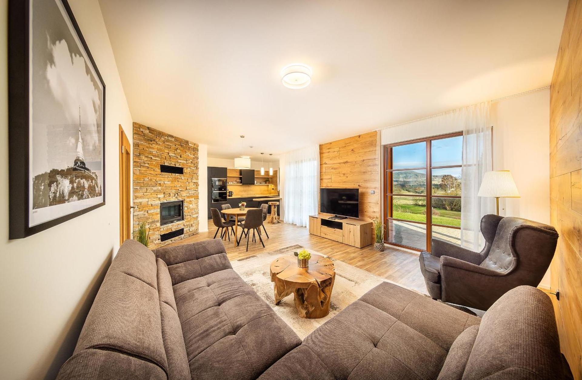 Communal lounge/ TV room