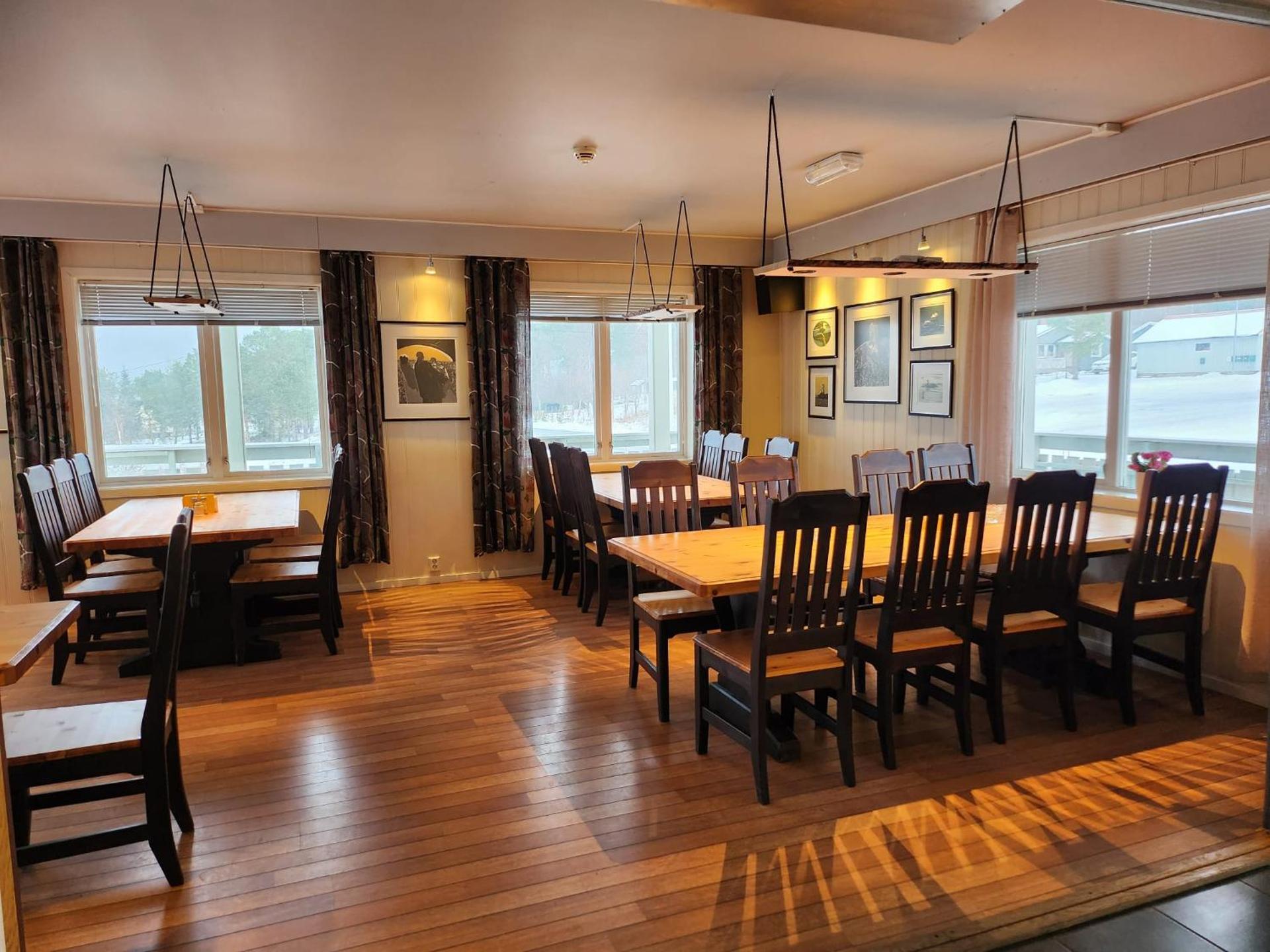 Restaurant/places to eat