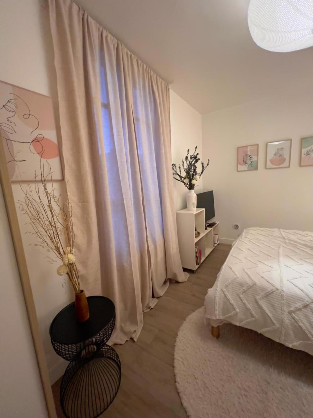 Escale Cosy à Pontoise avec terrasse