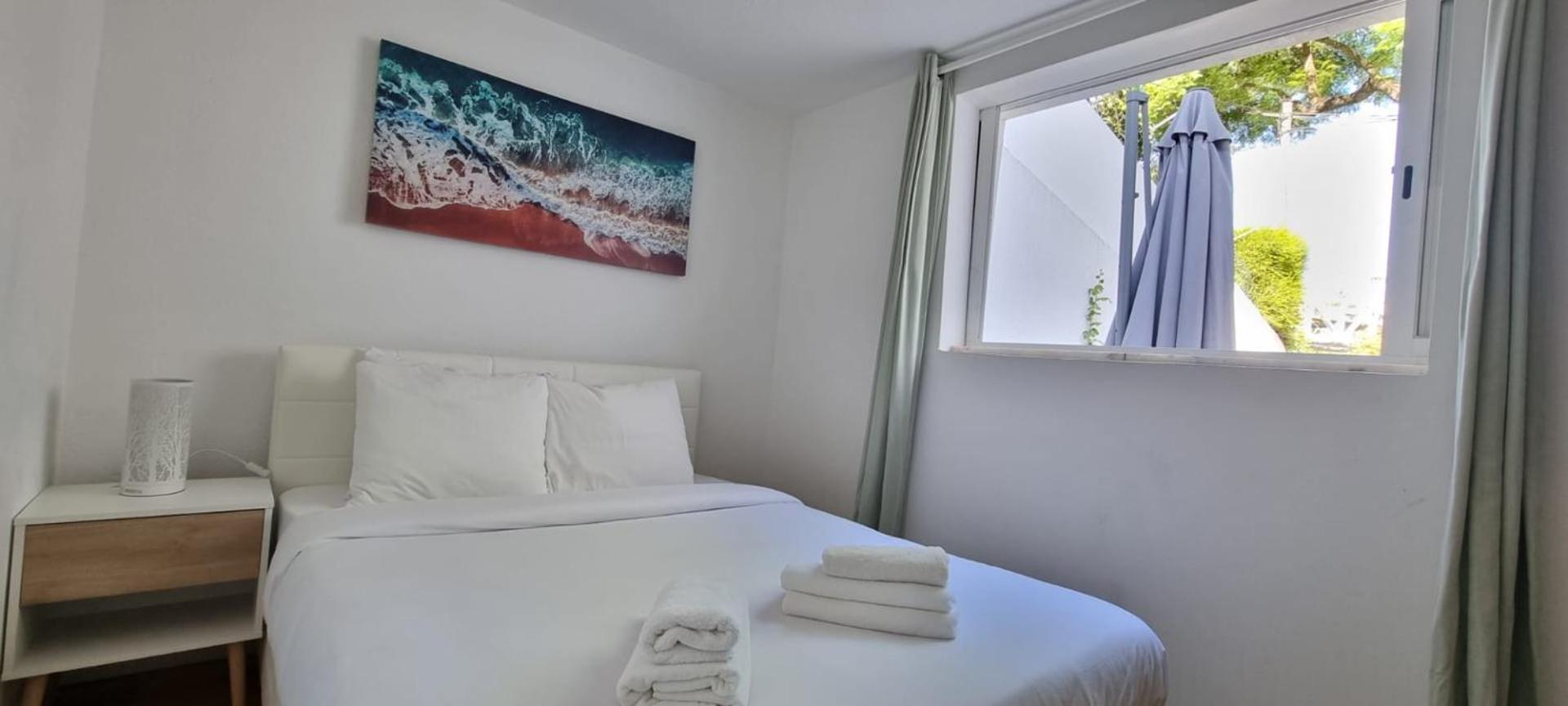 Relax and Explore Lisbon Suites and Rooms