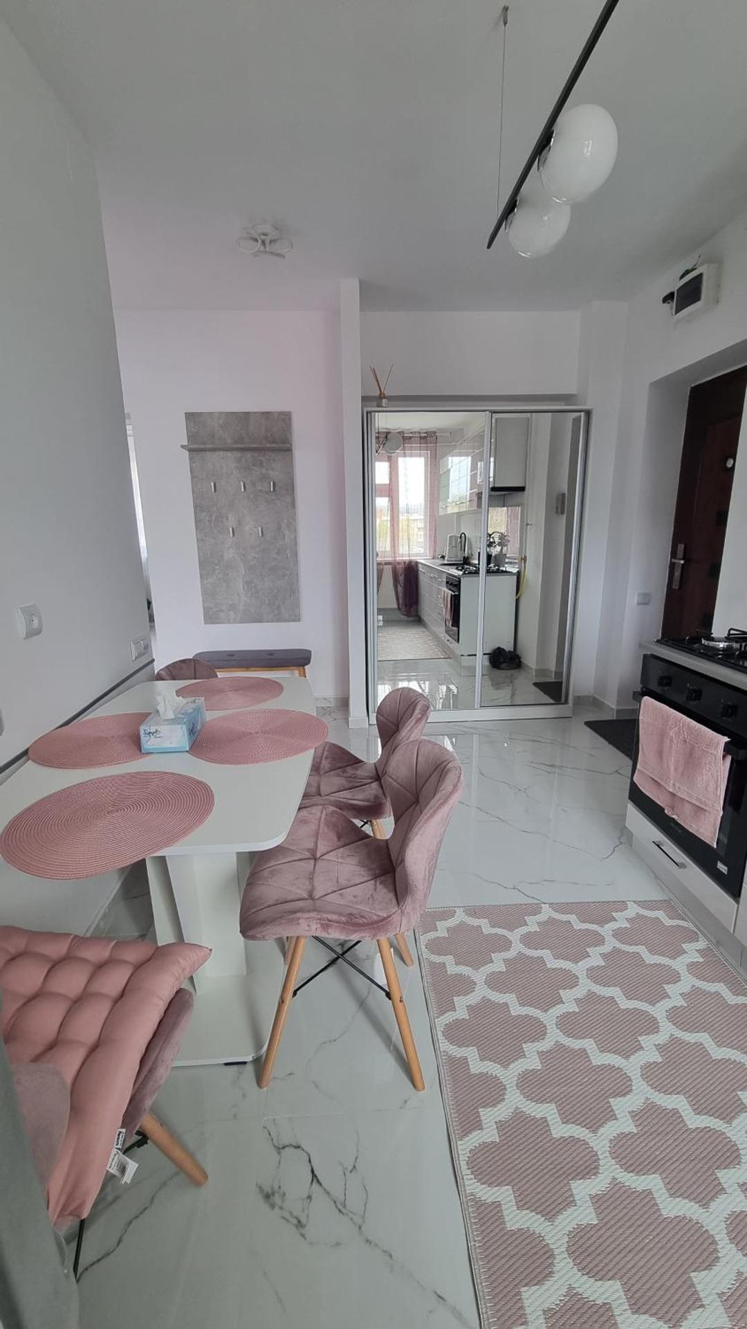 Apartament pe pietonala nr1