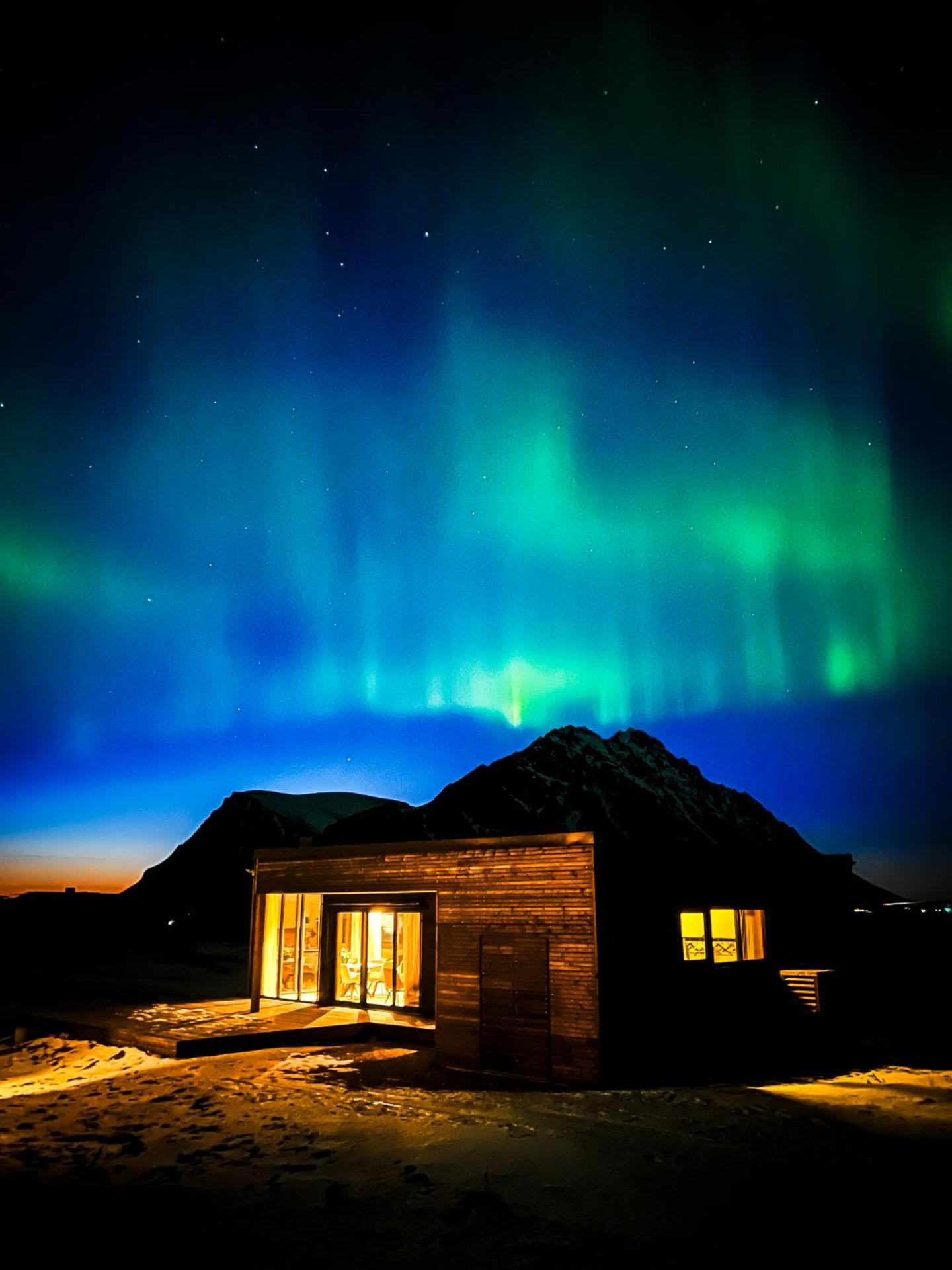 New luxury cabin near Henningsvær Lofoten