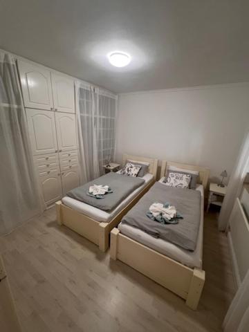Sofi appartment