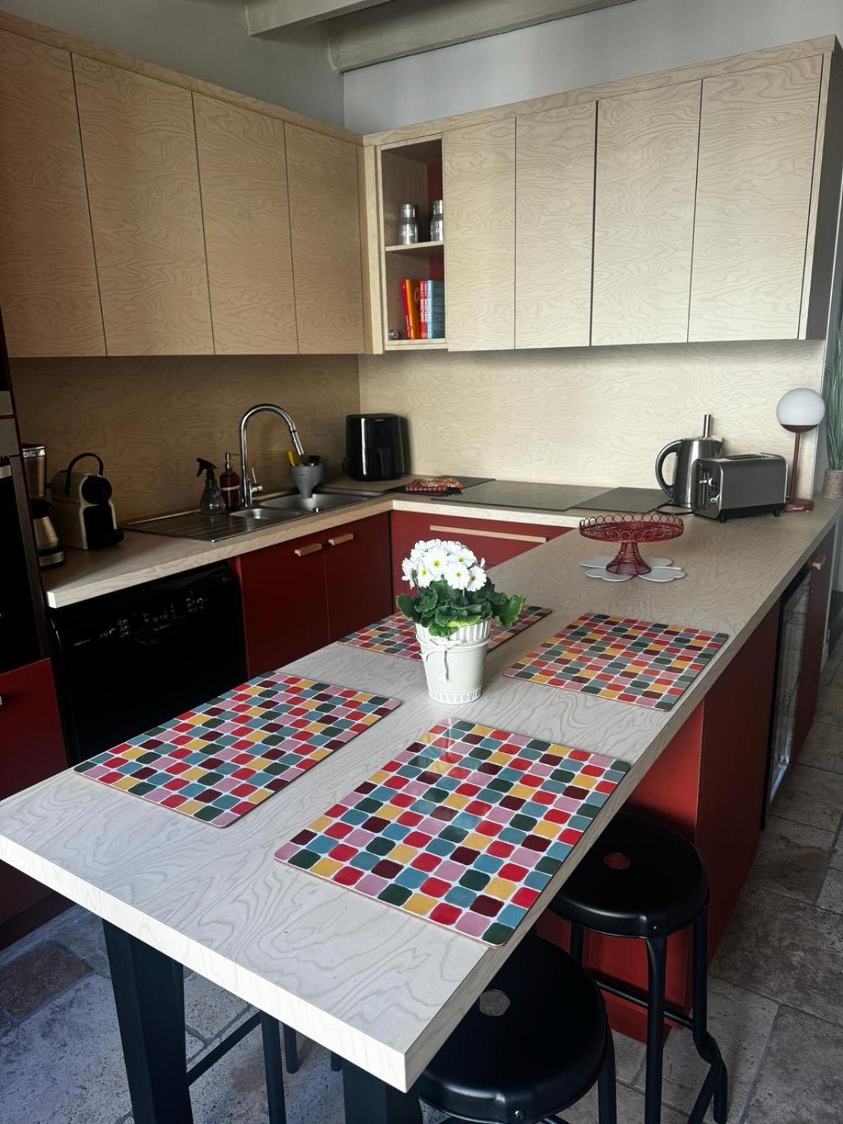 La maison de Marie, maison de ville 4 personnes, option chambre patio 2 pers supp