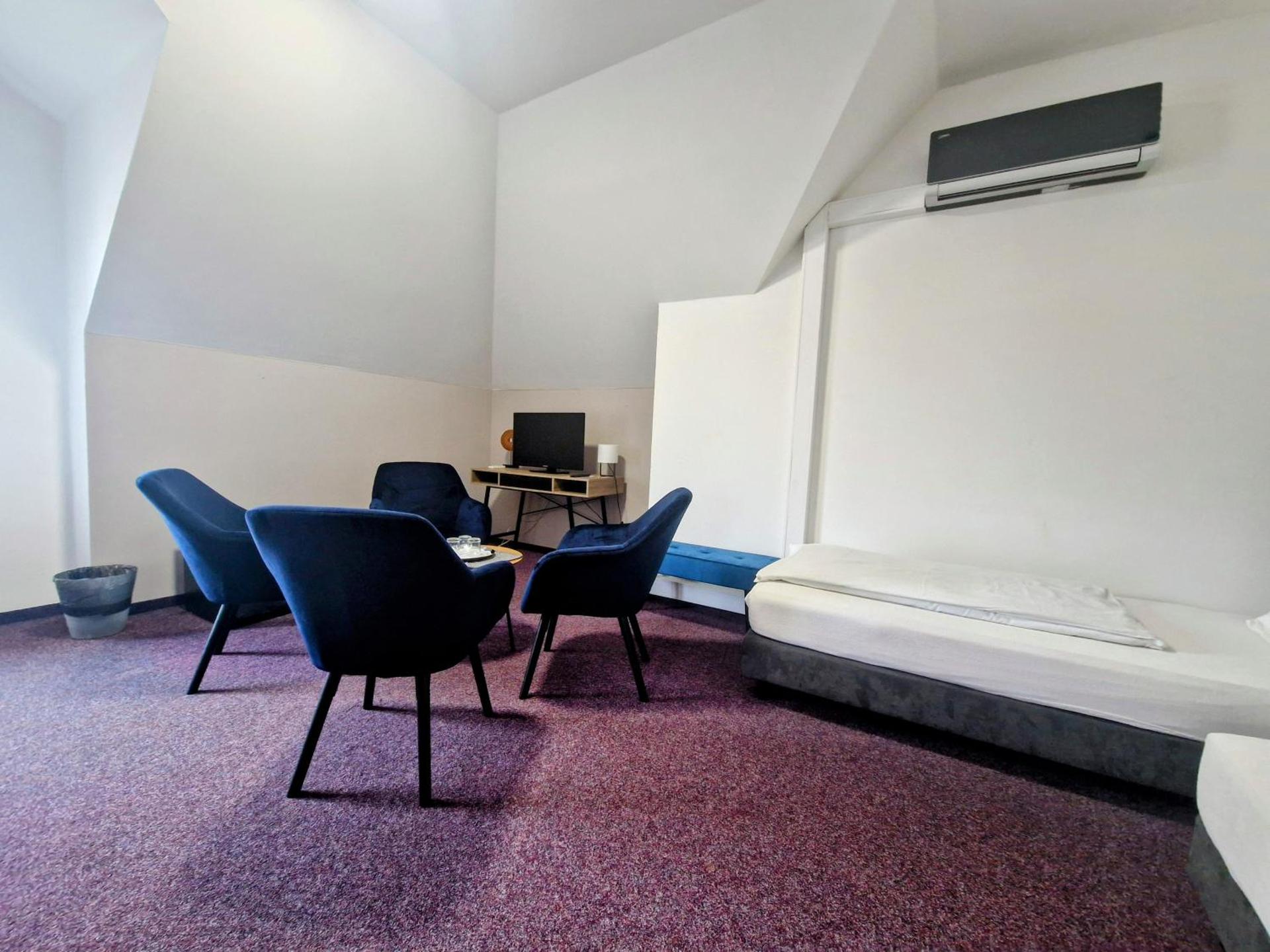 Quadruple Room with Air Conditioning