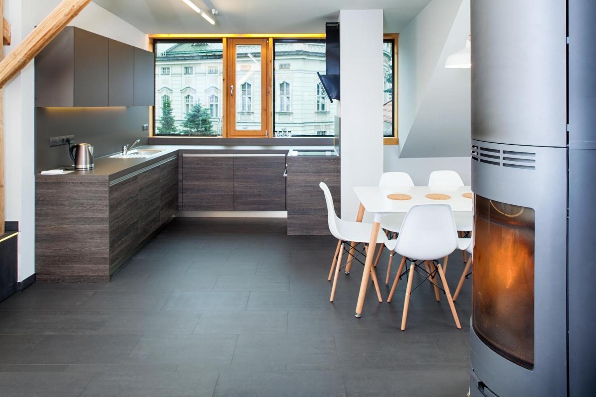 Kitchen or kitchenette