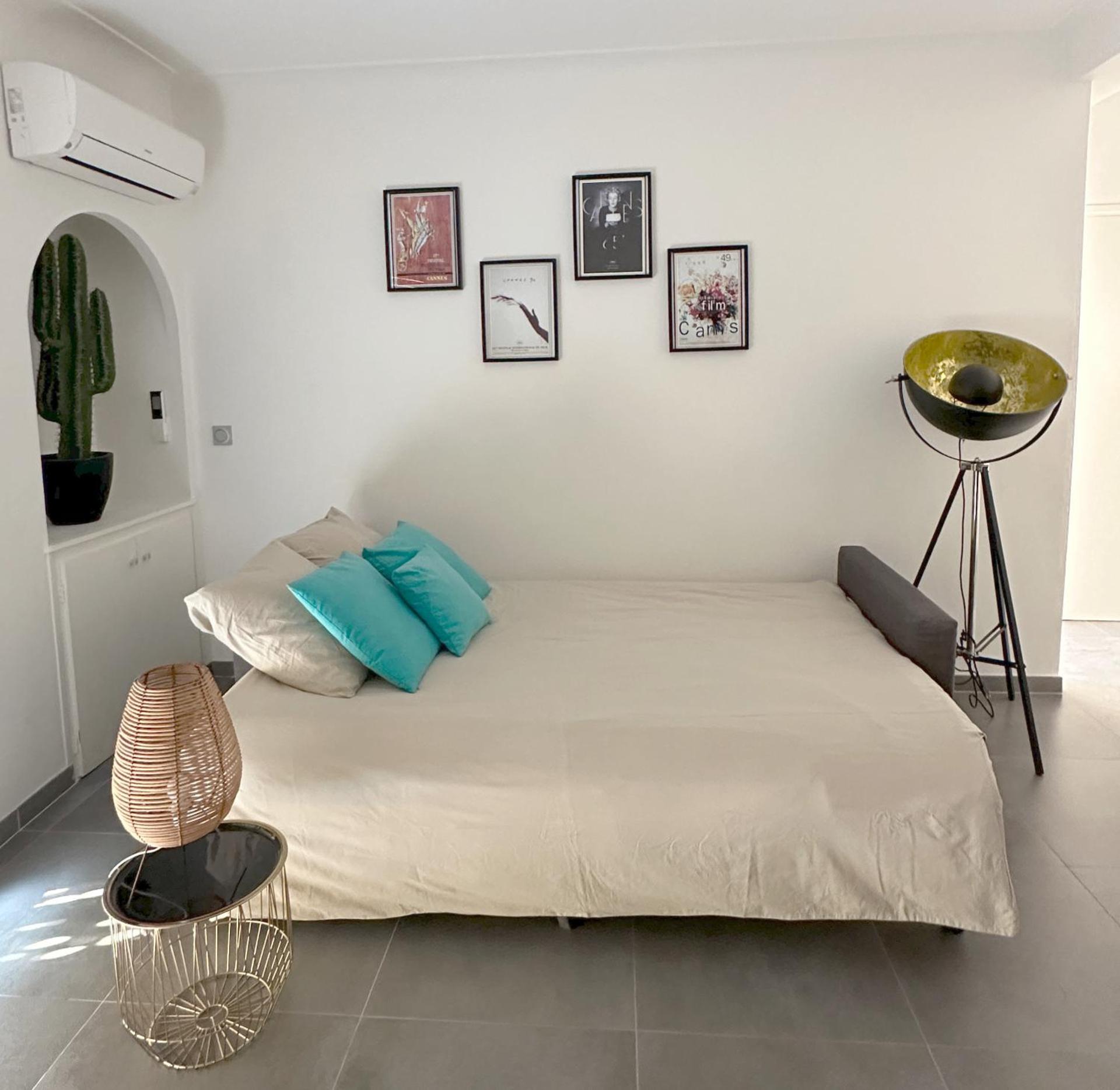 Cannes CROISETTE - plages - palais - bord de mer - Appartement moderne et lumineux avec balcon