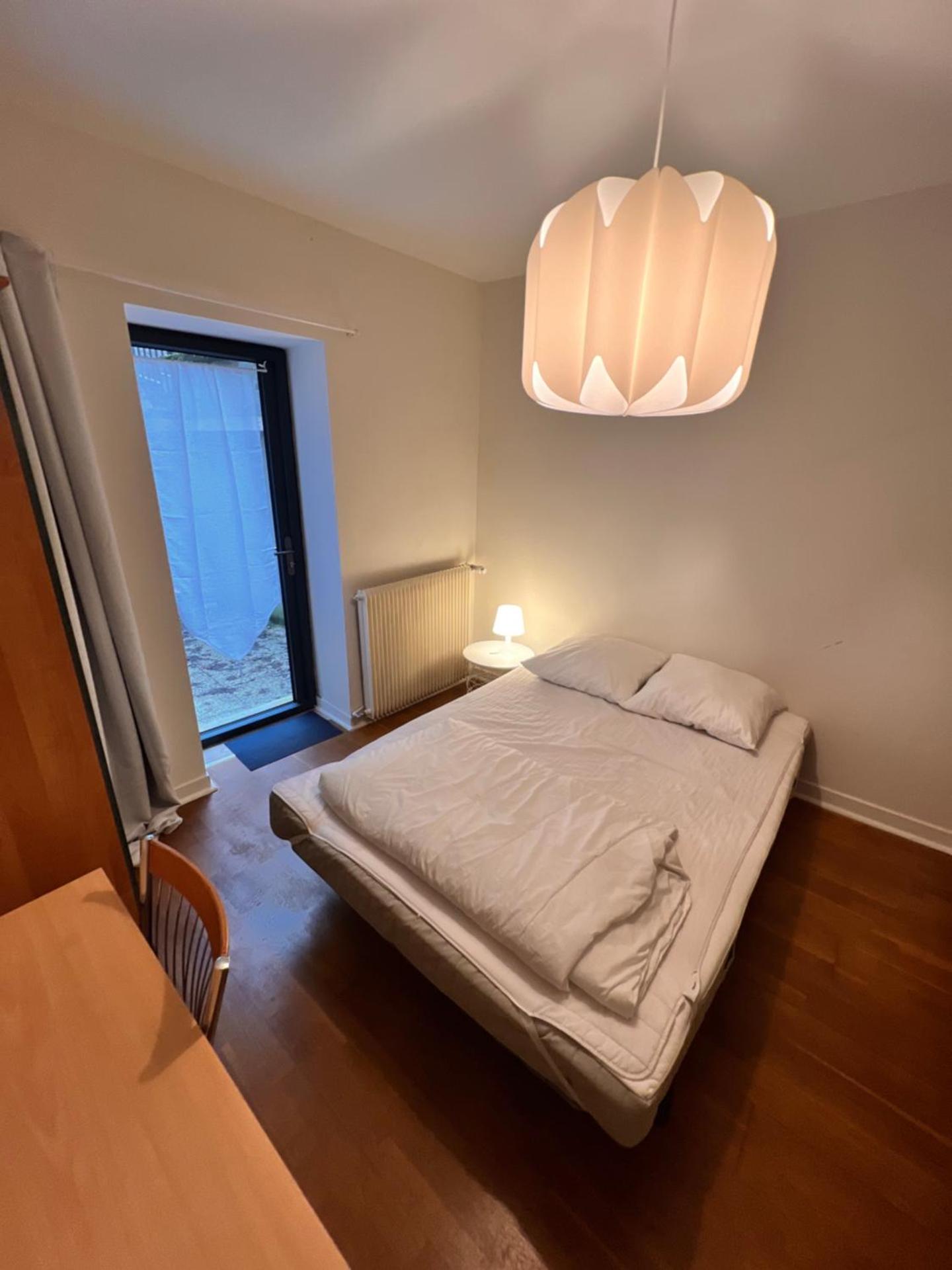 Appartement RDC 9 personnes, 2 chambres, wifi, proche du centre