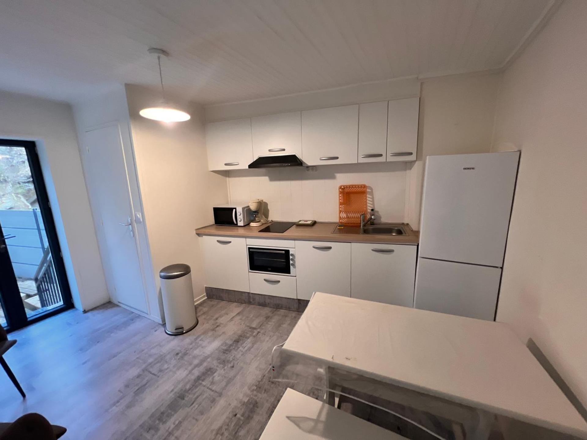 Appartement 4 personnes, 1 chambre, terrasse, Wifi, proche du centre