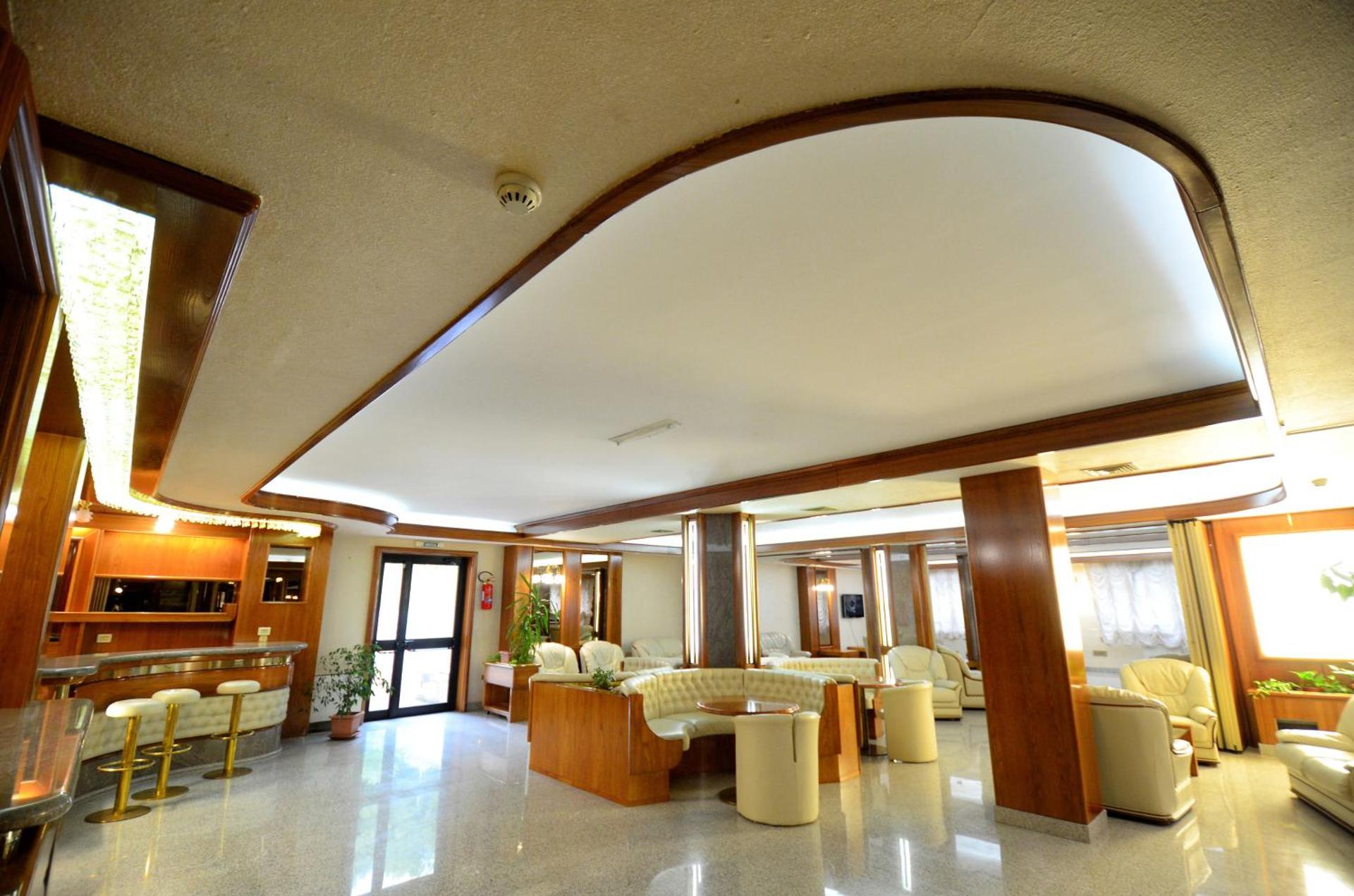 Meeting/conference room