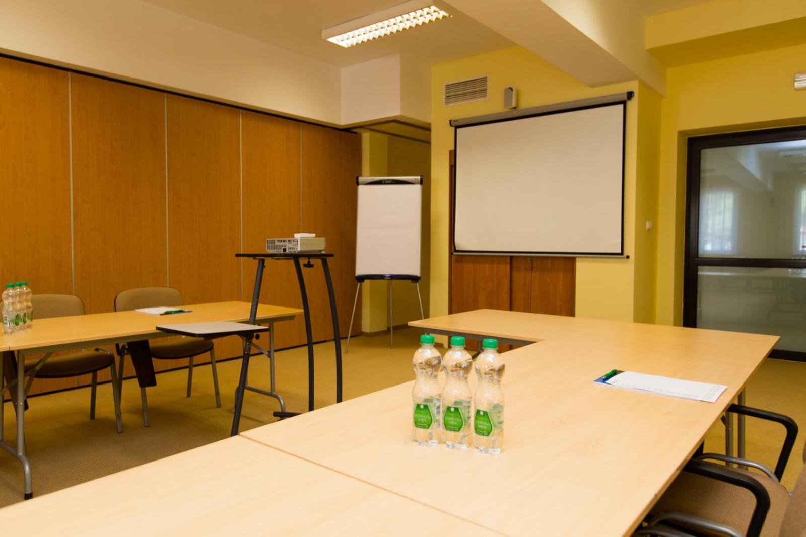 Meeting/conference room