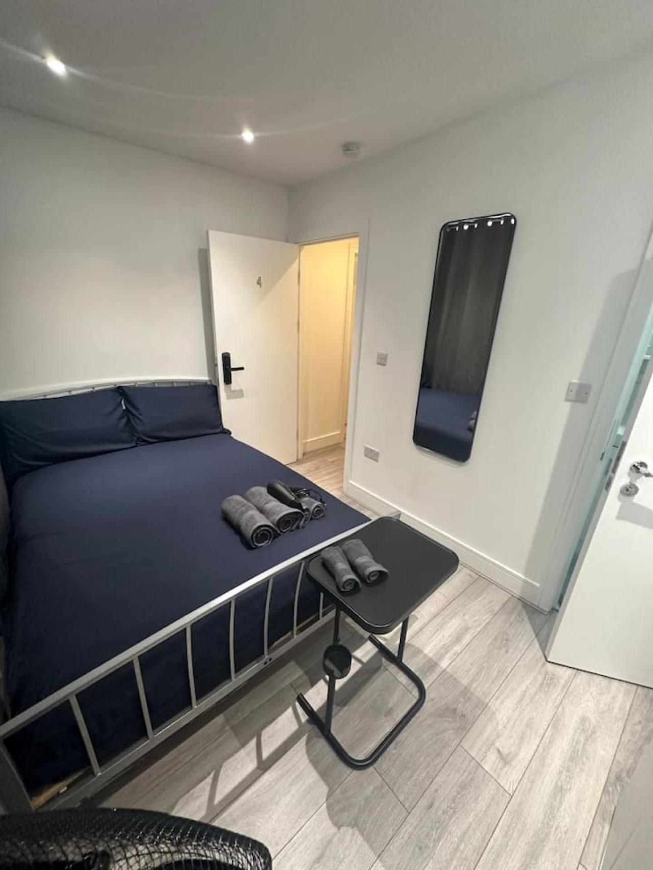 London Waterloo Moments away