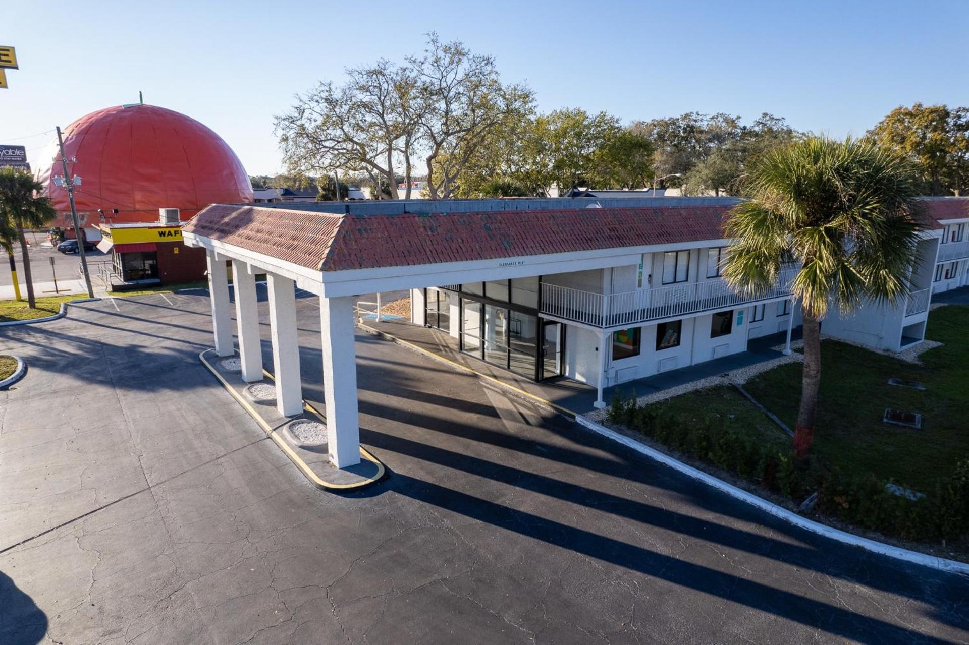 Impeccably cozy hotel room Developer Inn Express