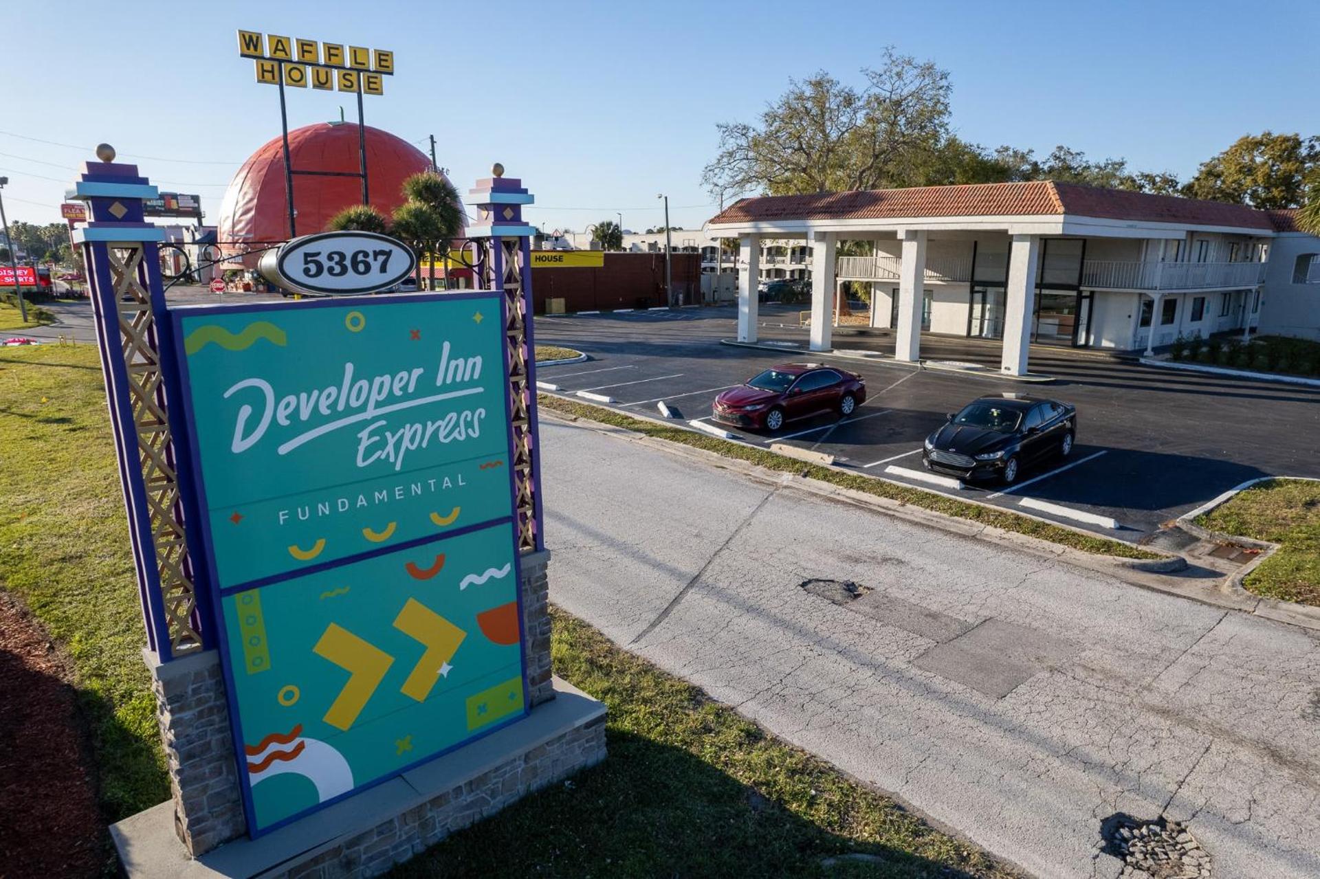 Impeccably cozy hotel room Developer Inn Express