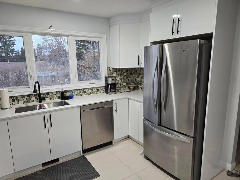 3 Bedroom Home away from Home