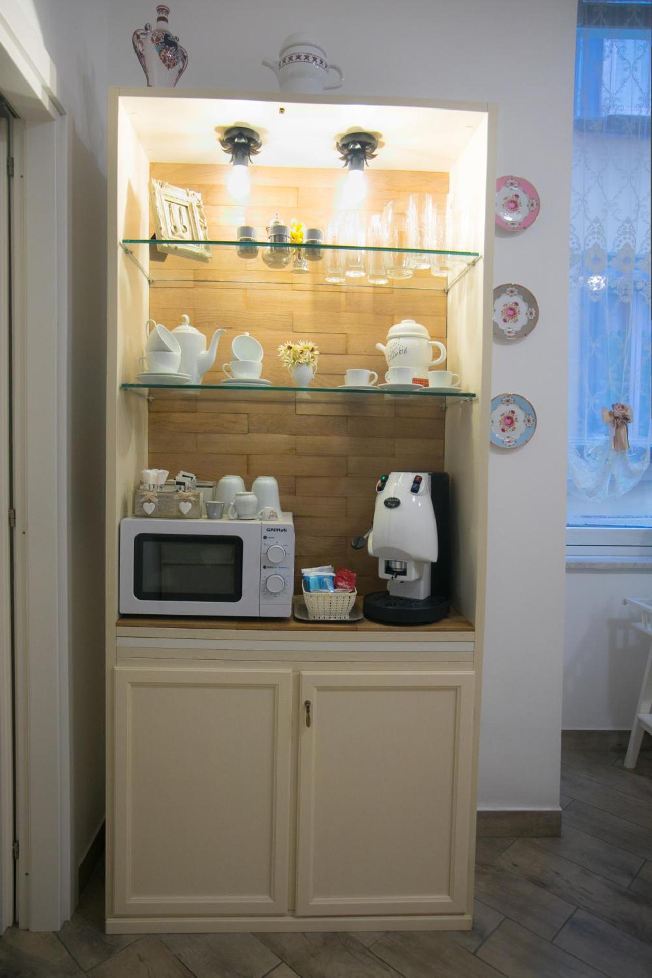 Coffee/tea facilities