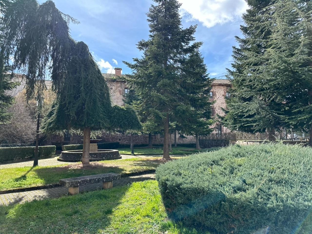 Hotel y Albergue Real Fabrica de Ezcaray