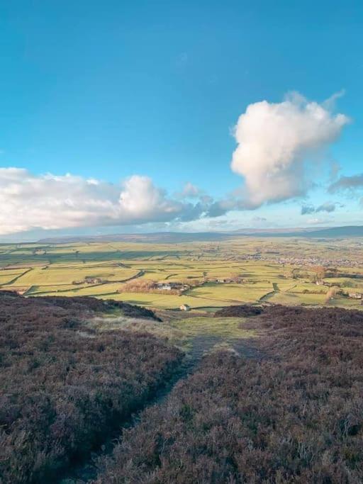 1800 Period Grade 2 Listed Cottage Addingham