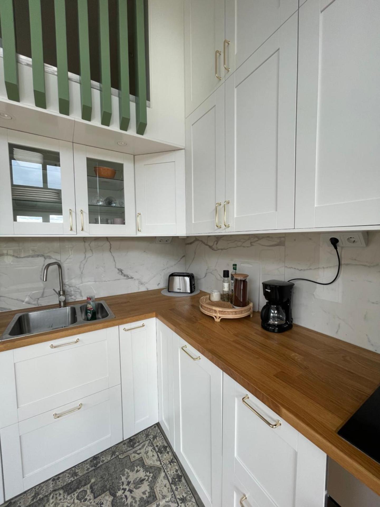 Ett nytt fräsch hus utanför Stockholm nära Arlanda