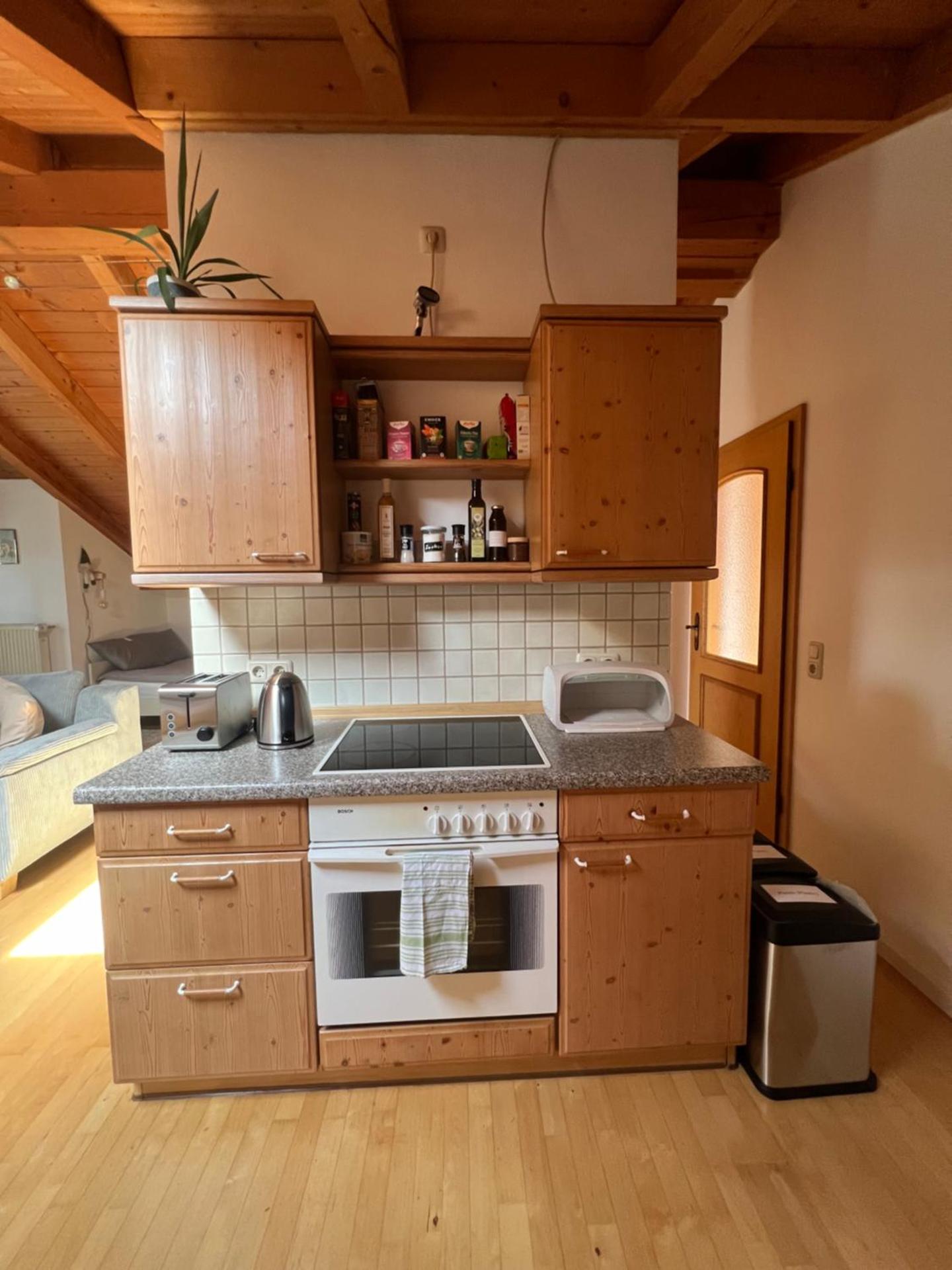 Gemütliche Dachgeschosswohnung mit Balkon