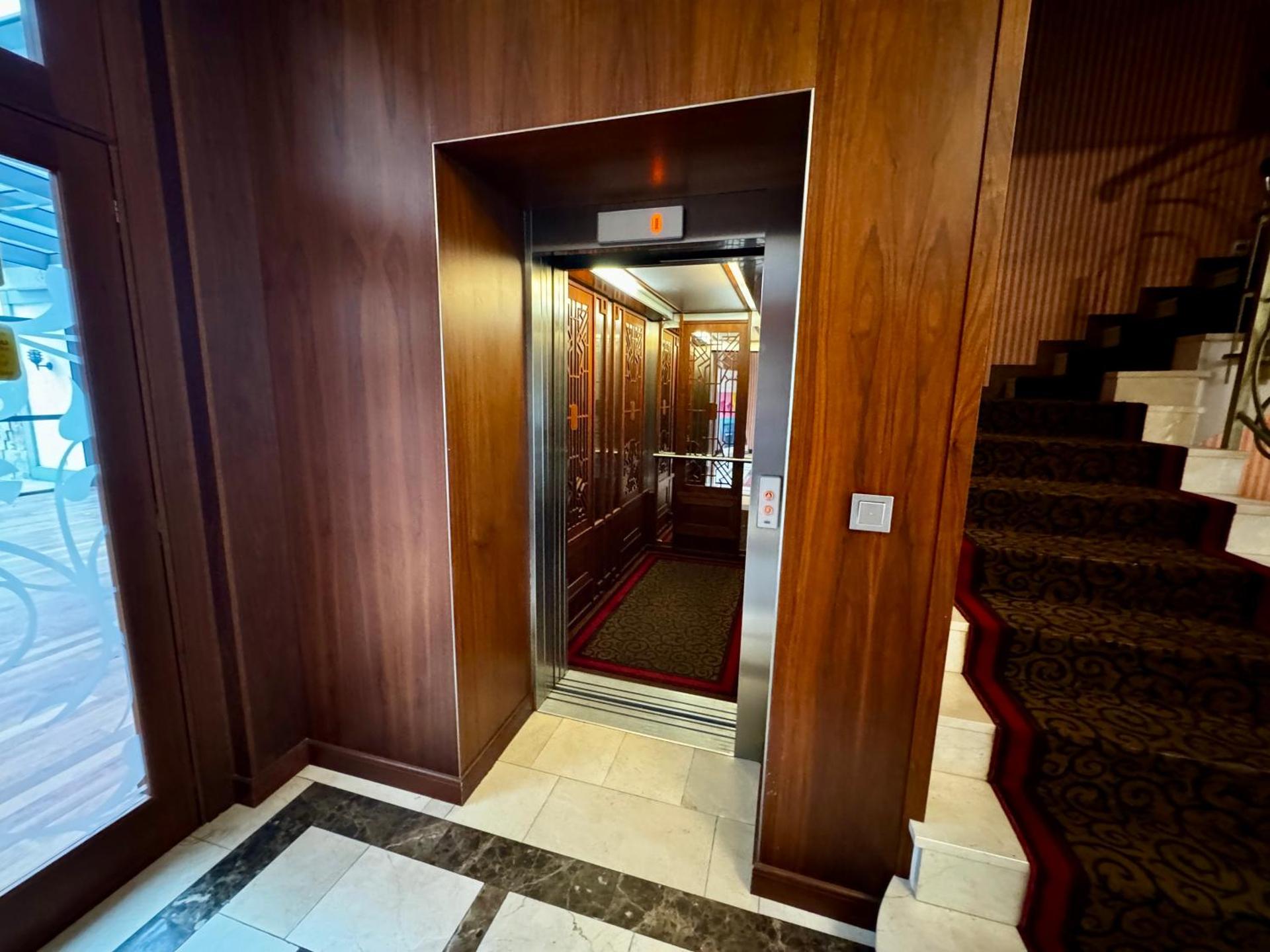 elevator