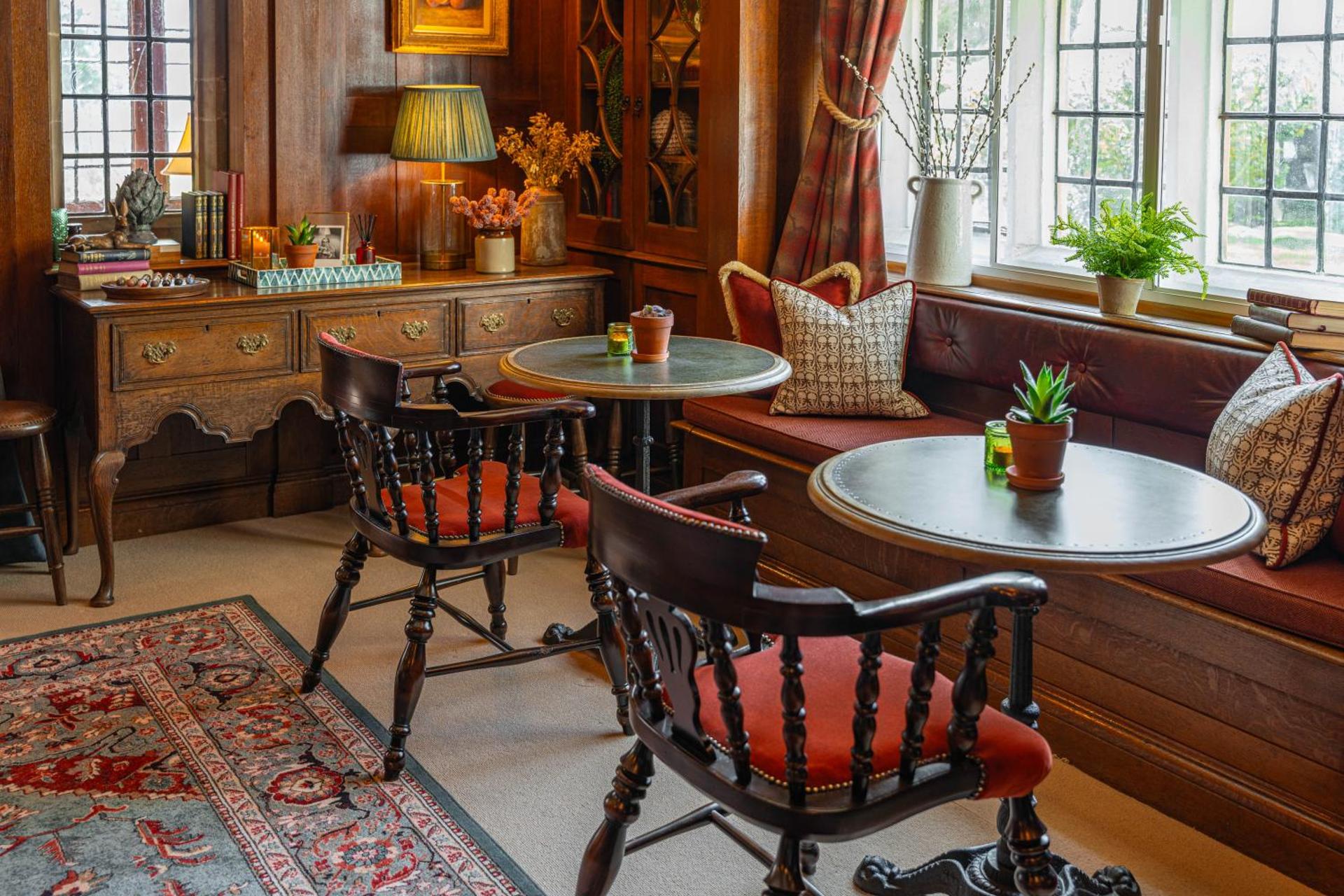 Communal lounge/ TV room