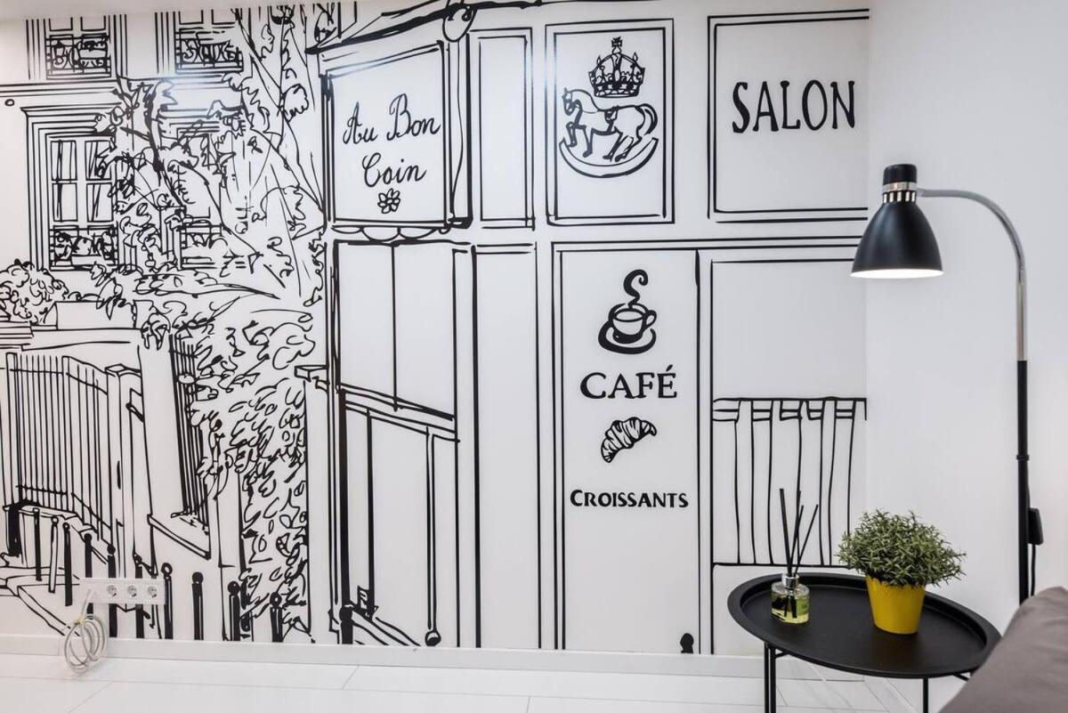 Renovated design apartment close to the Danube