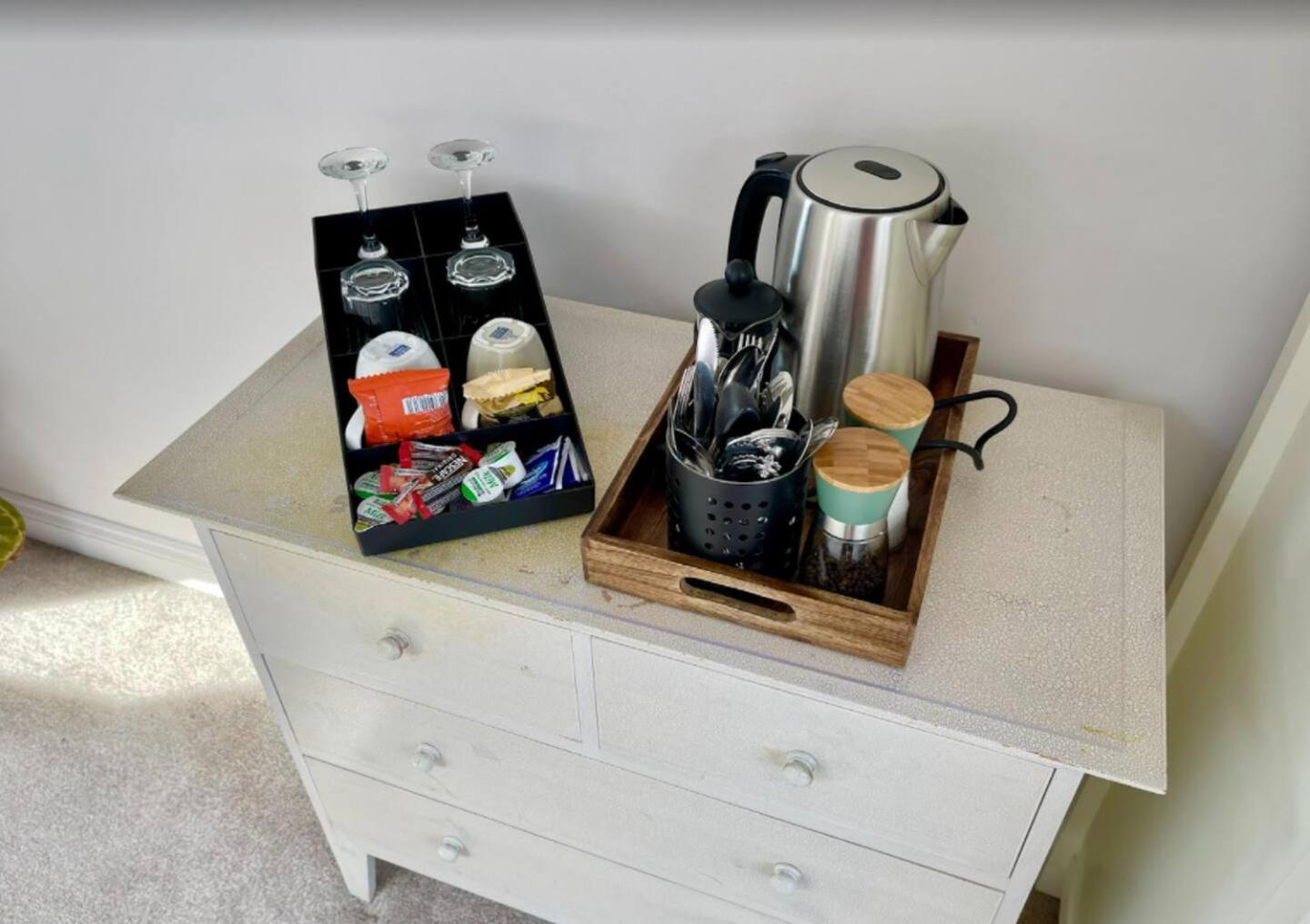 Bright Quiet Loft Room EnSuite Serene Clapham area