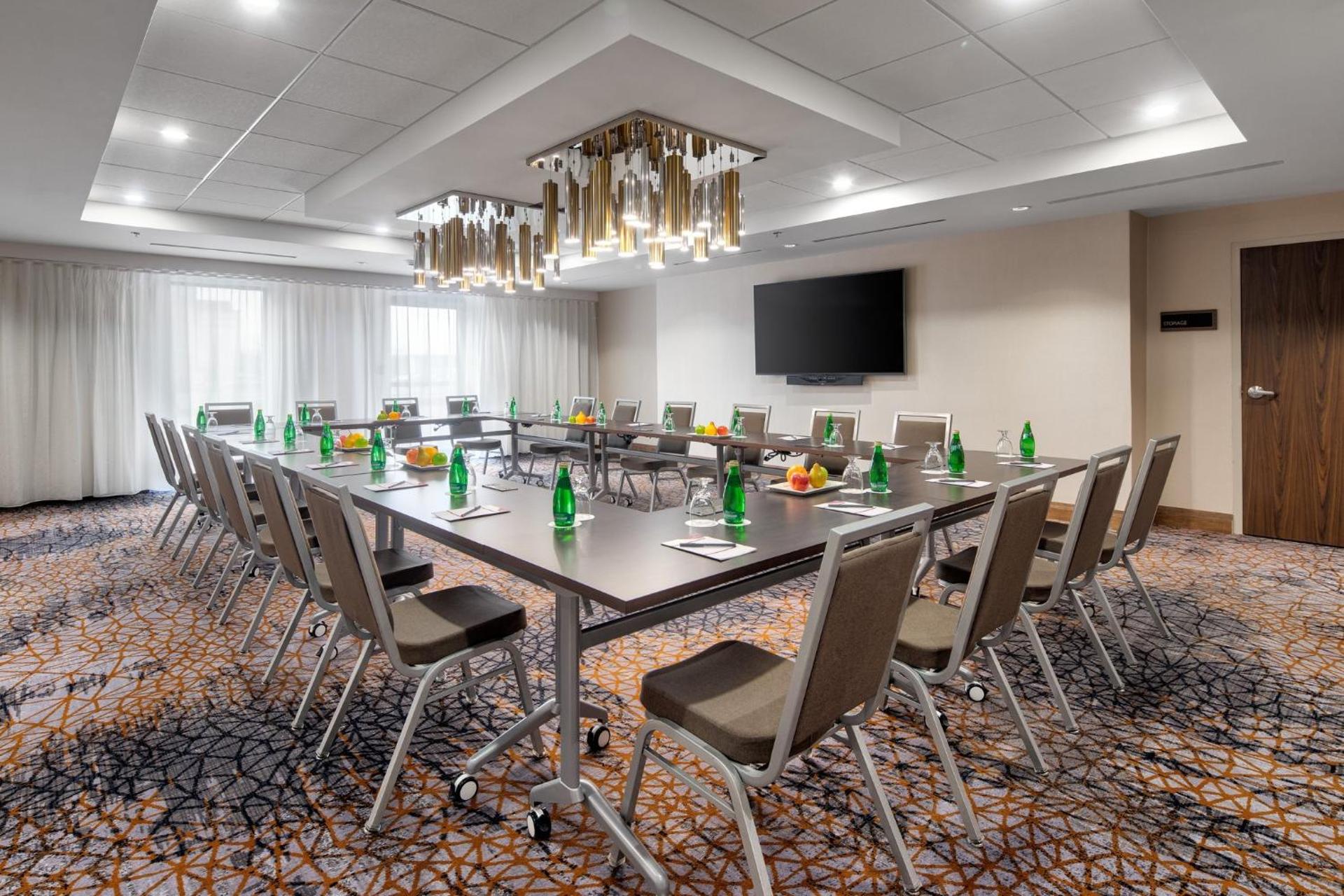 Meeting/conference room