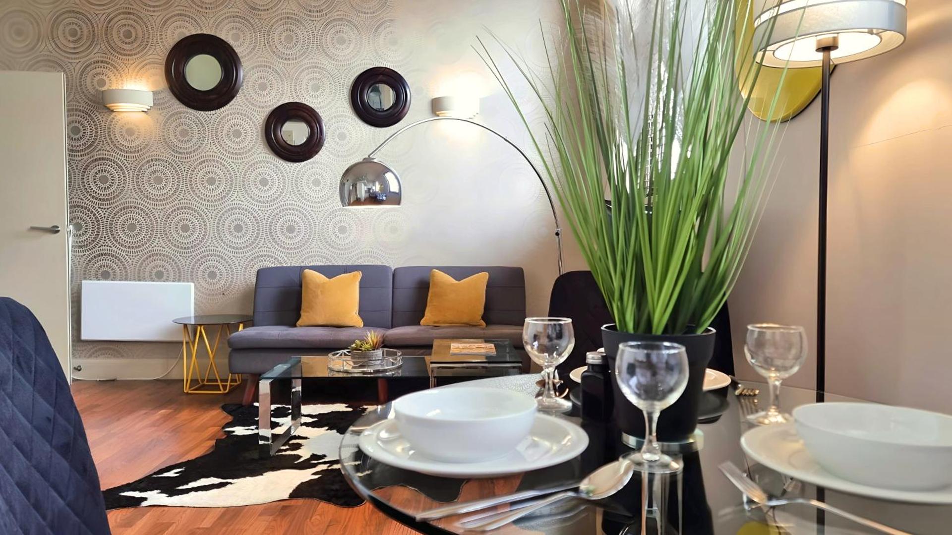 Notting Hill- The One One One! -5-