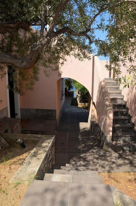Appartamento per 2 persone con vista sulle Eolie Casa Spisidda "Lipari"