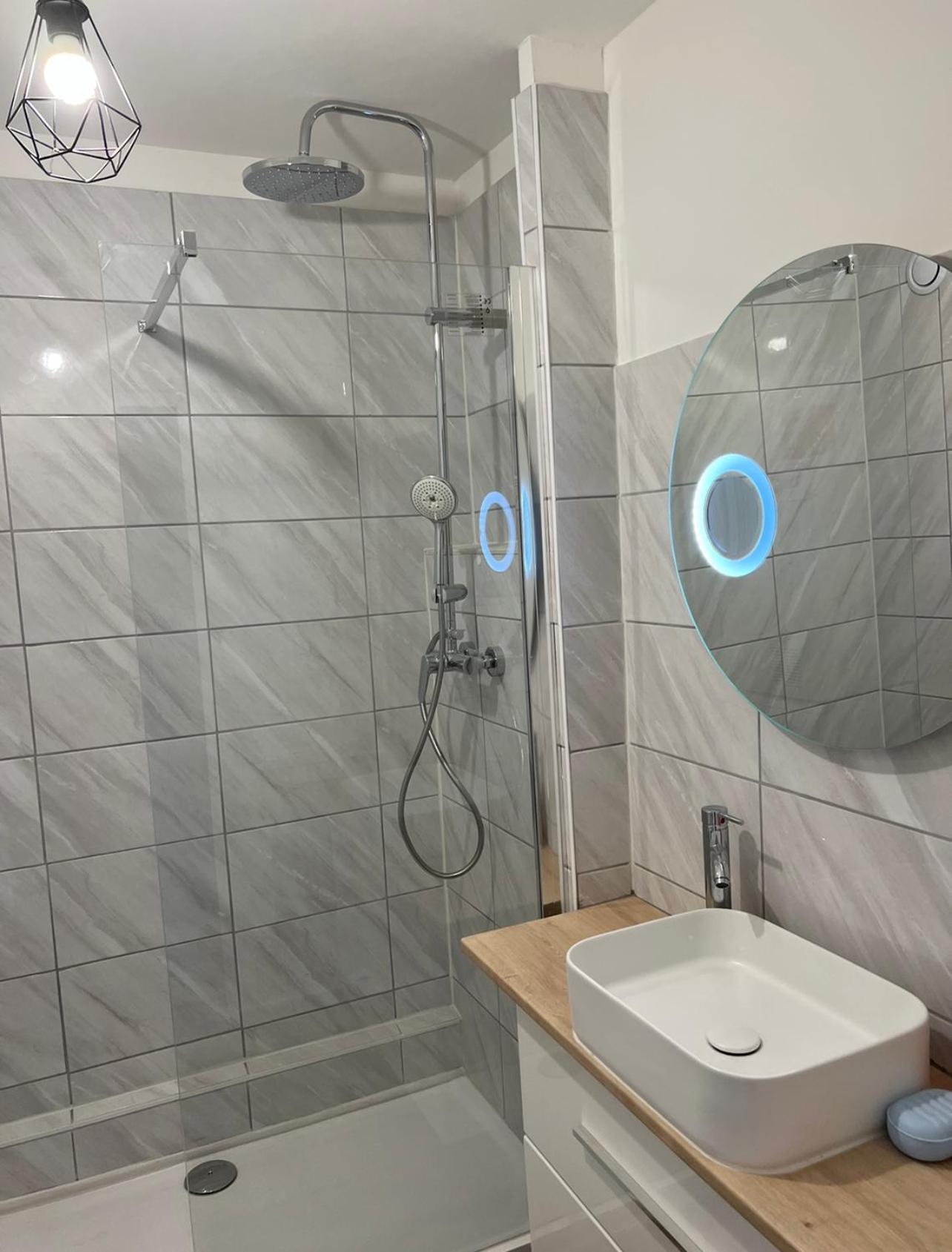 Les studios de Bron Pinel