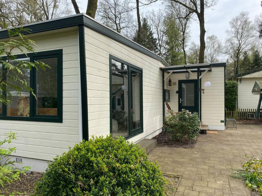 Sfeervol chalet Hoenderloo, de Veluwe