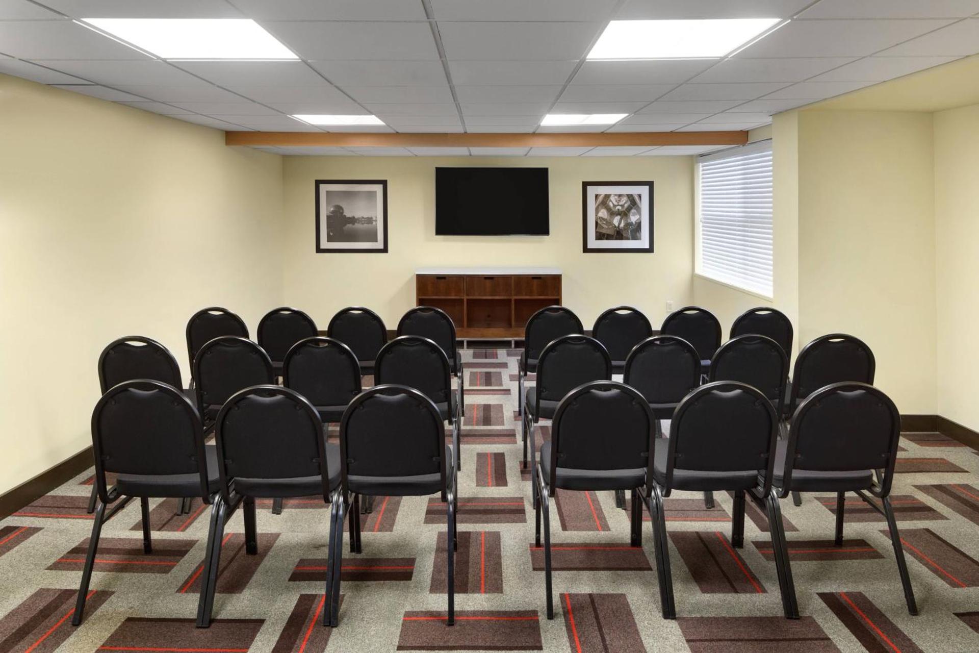 Meeting/conference room